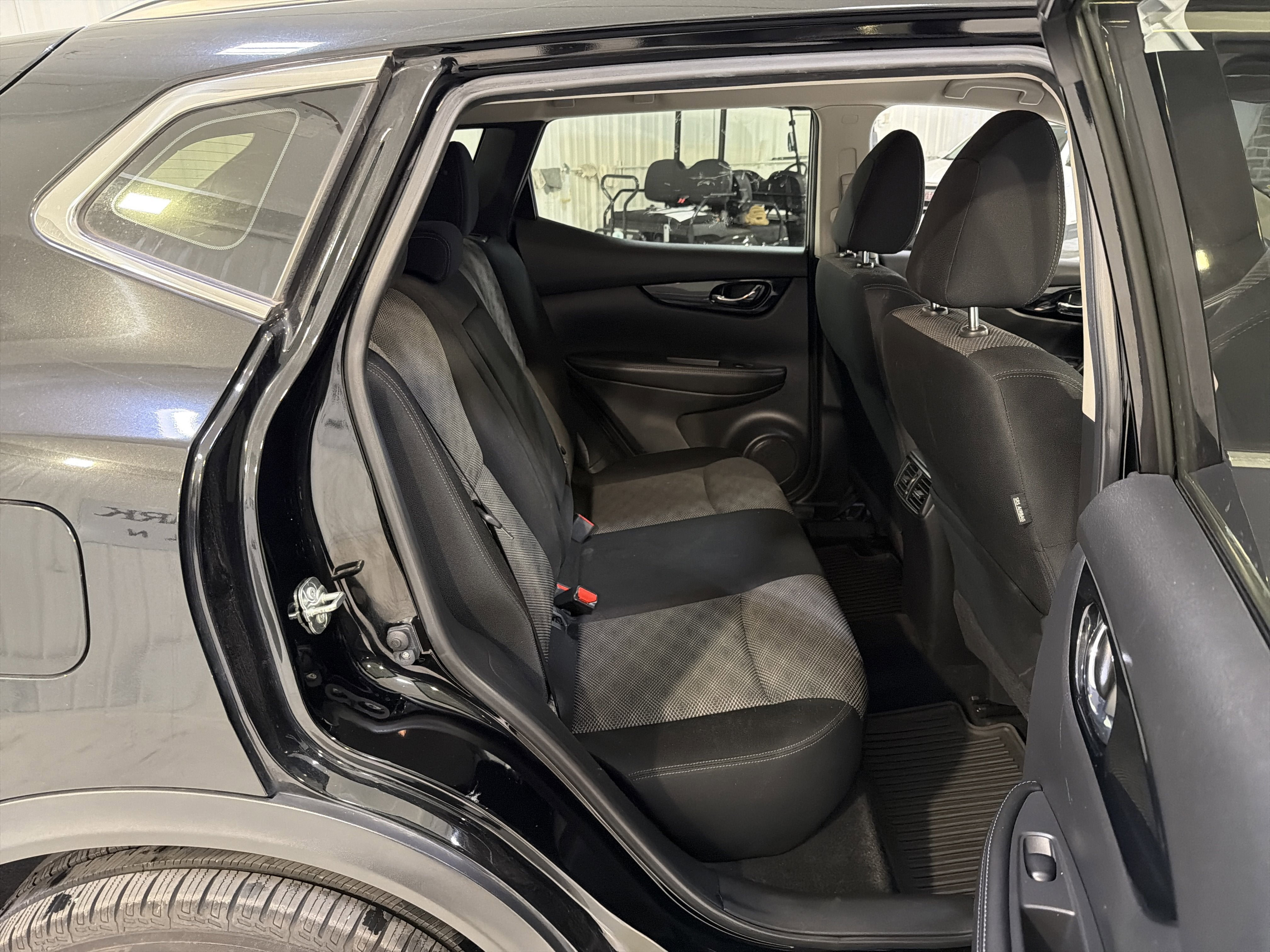 2018 Nissan Rogue Sport SV