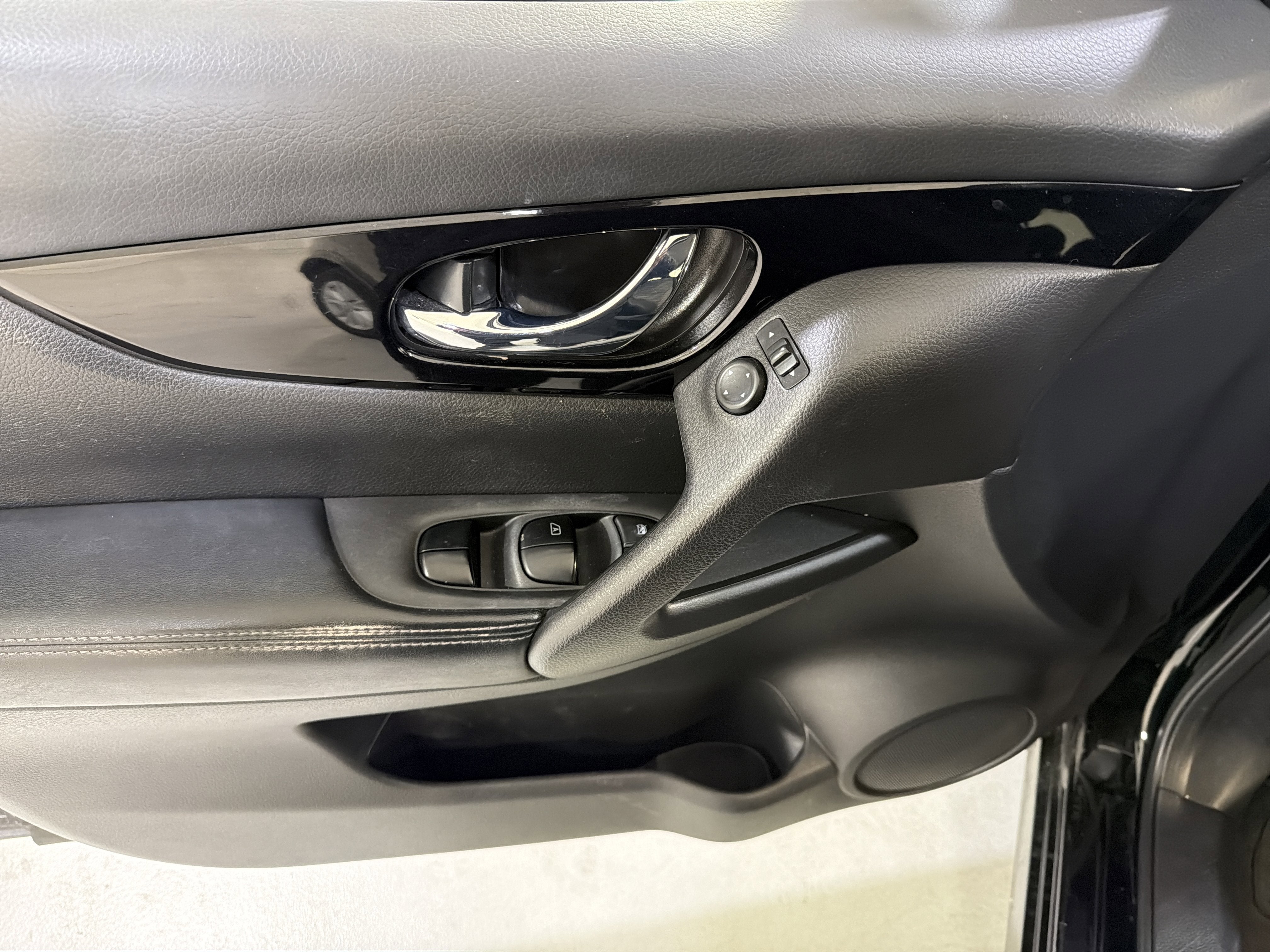 2018 Nissan Rogue Sport SV