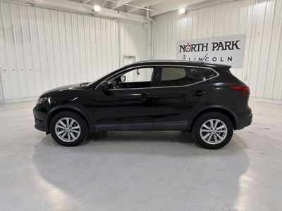 2018 Nissan Rogue Sport SV