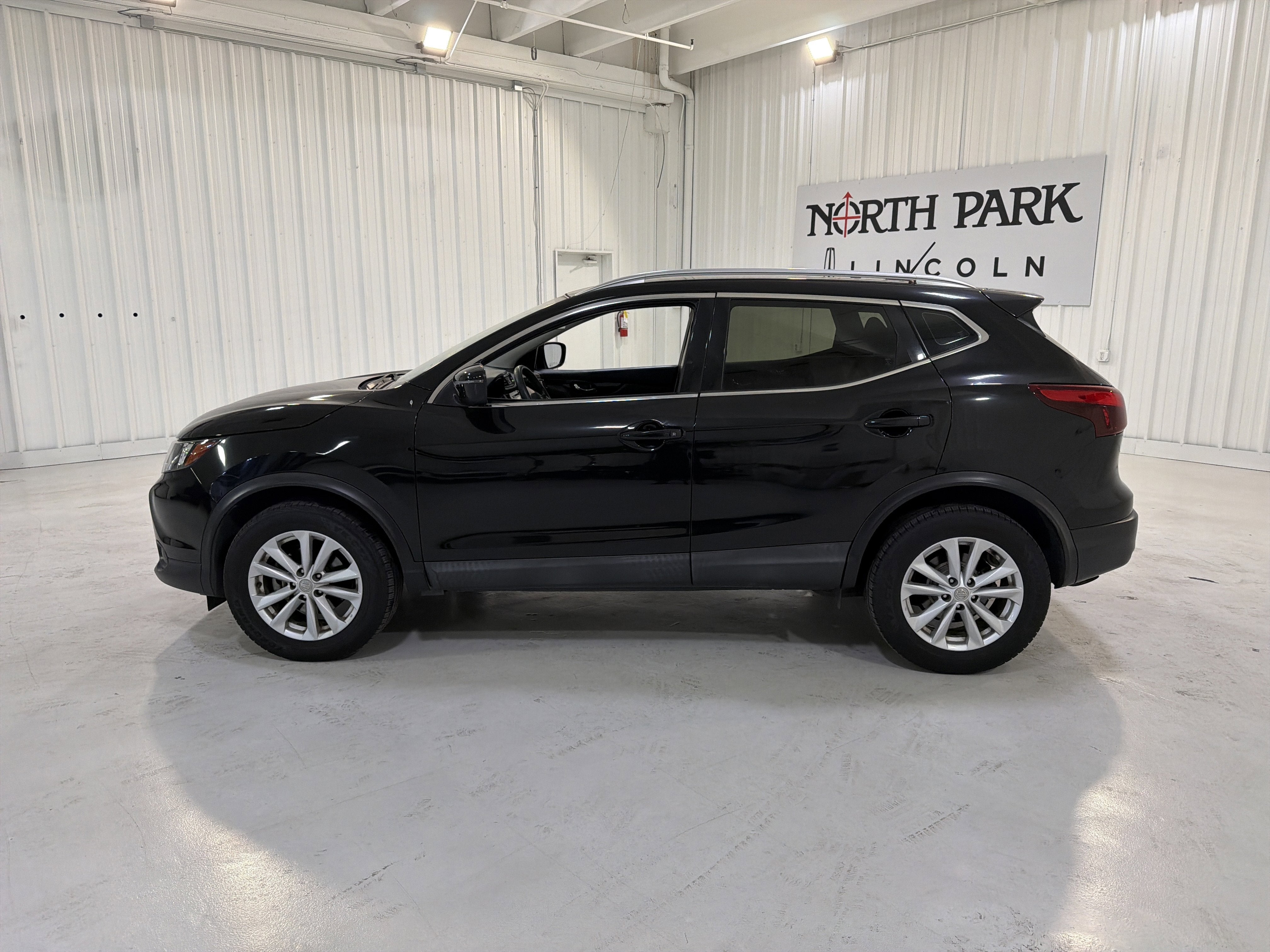 2018 Nissan Rogue Sport SV