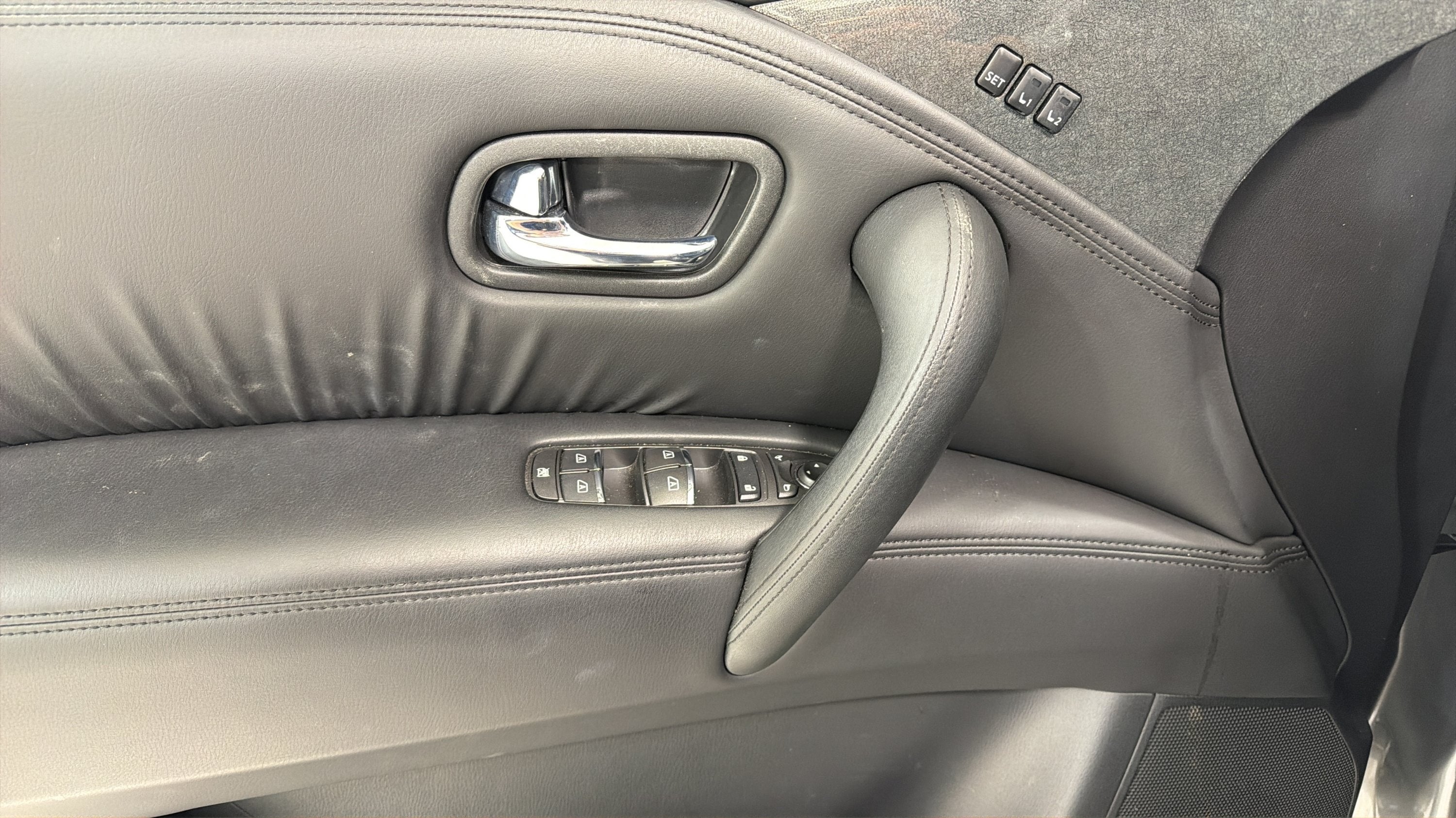 2024 Nissan Armada SL