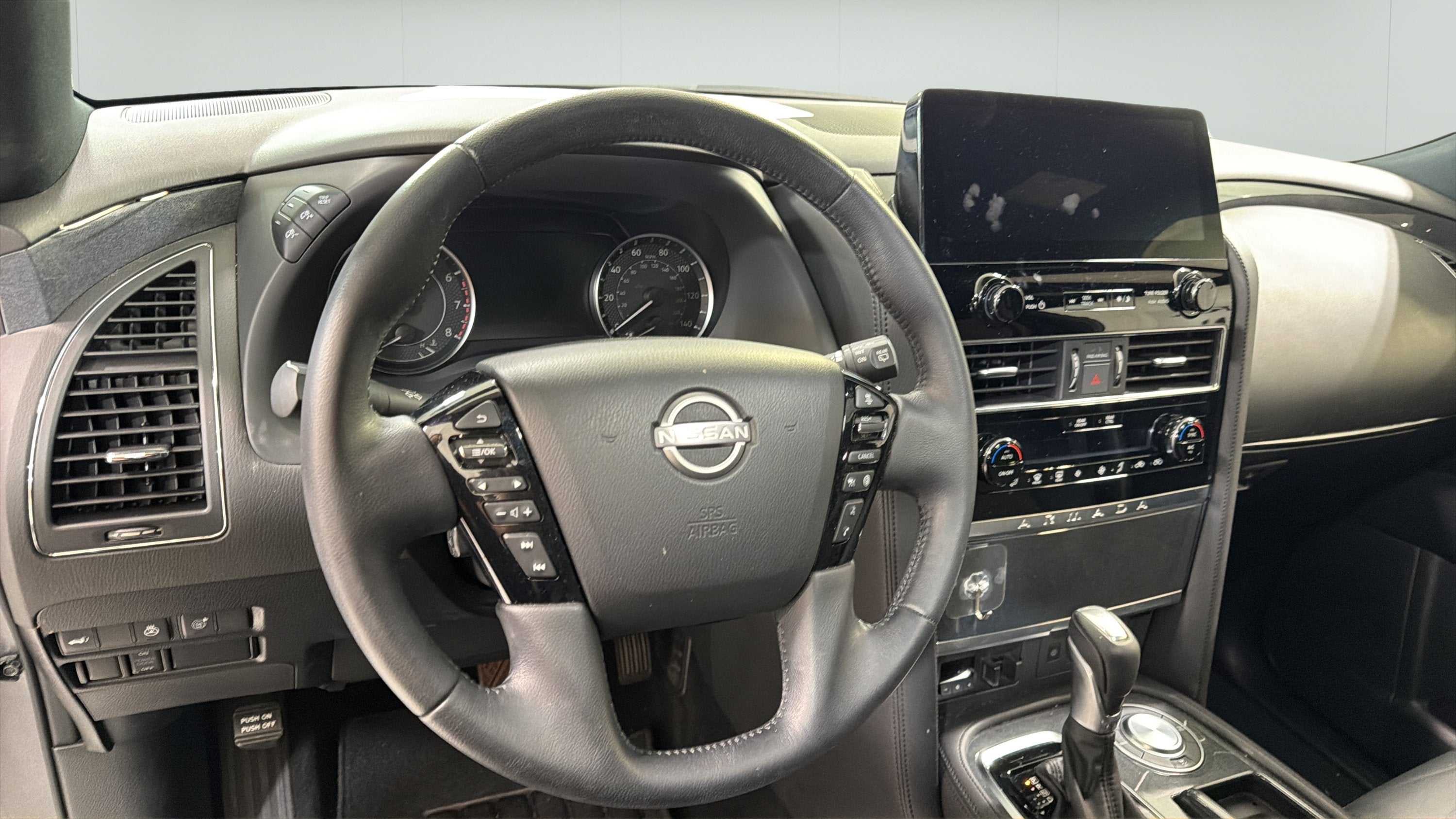 2024 Nissan Armada SL