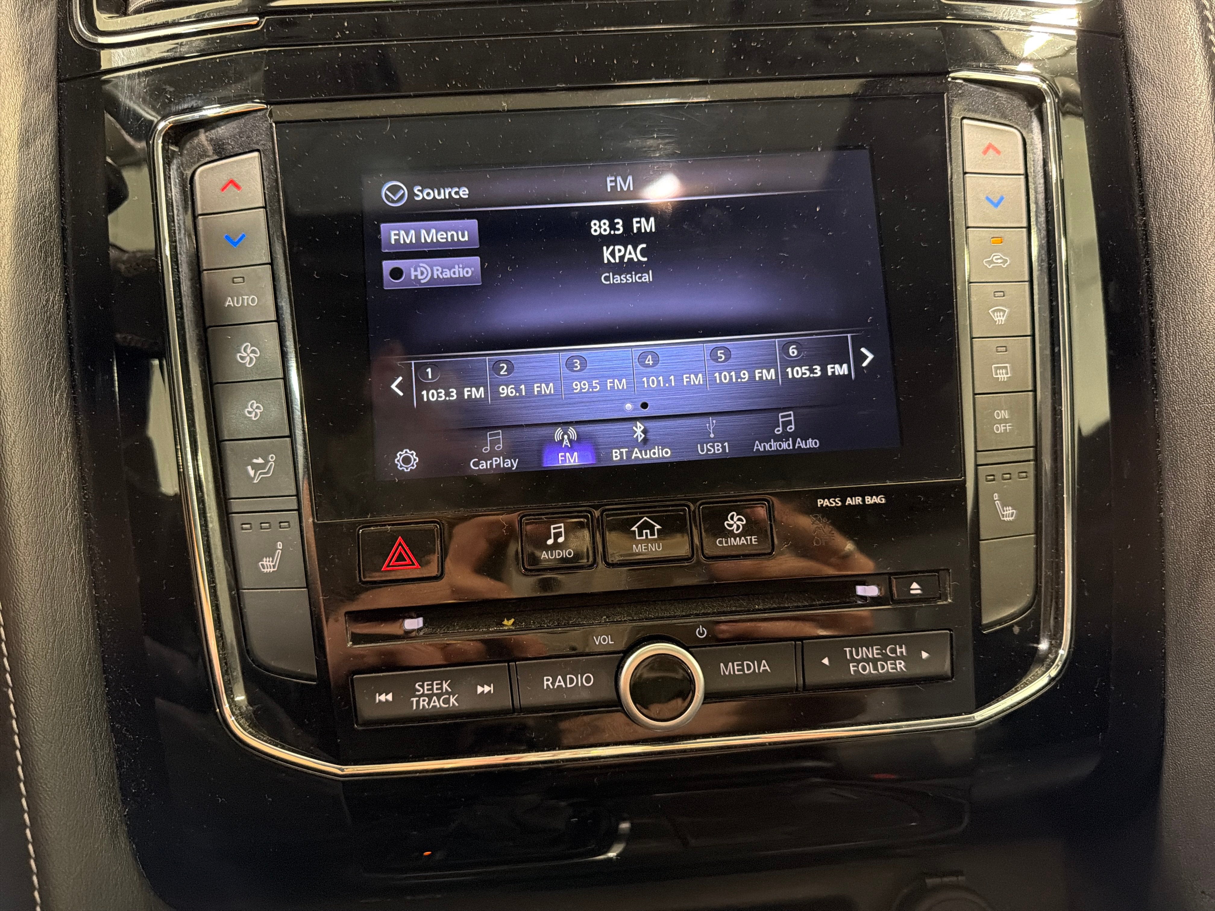 2021 INFINITI QX80 LUXE
