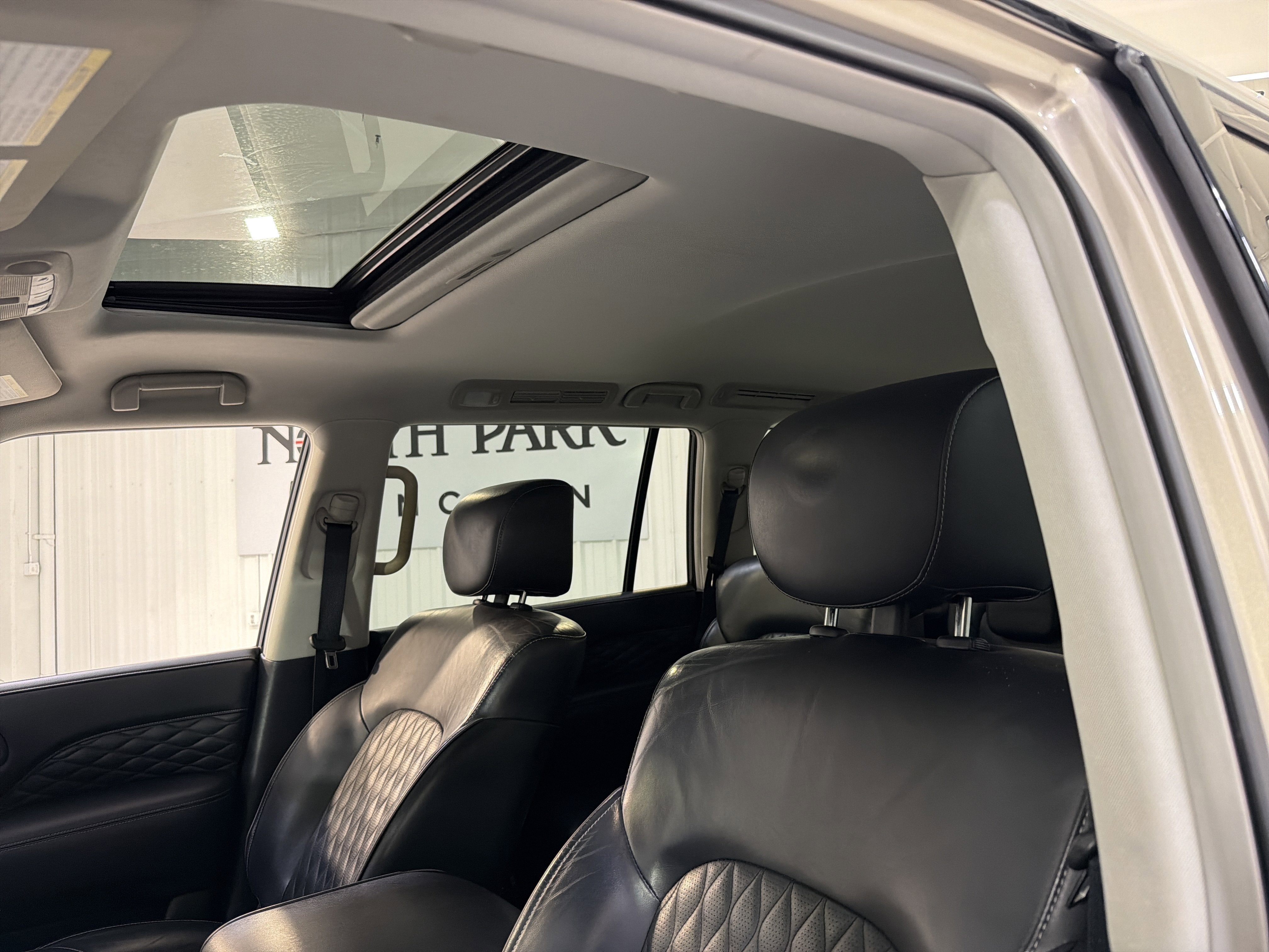 2019 INFINITI QX80 LUXE