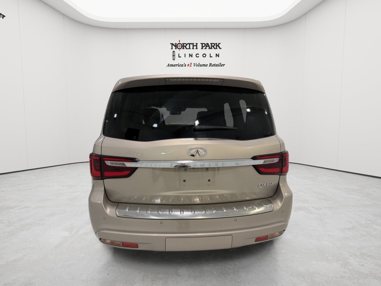 2019 INFINITI QX80 LUXE