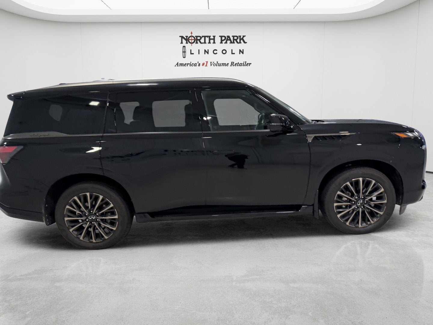2026 INFINITI QX80 AUTOGRAPH