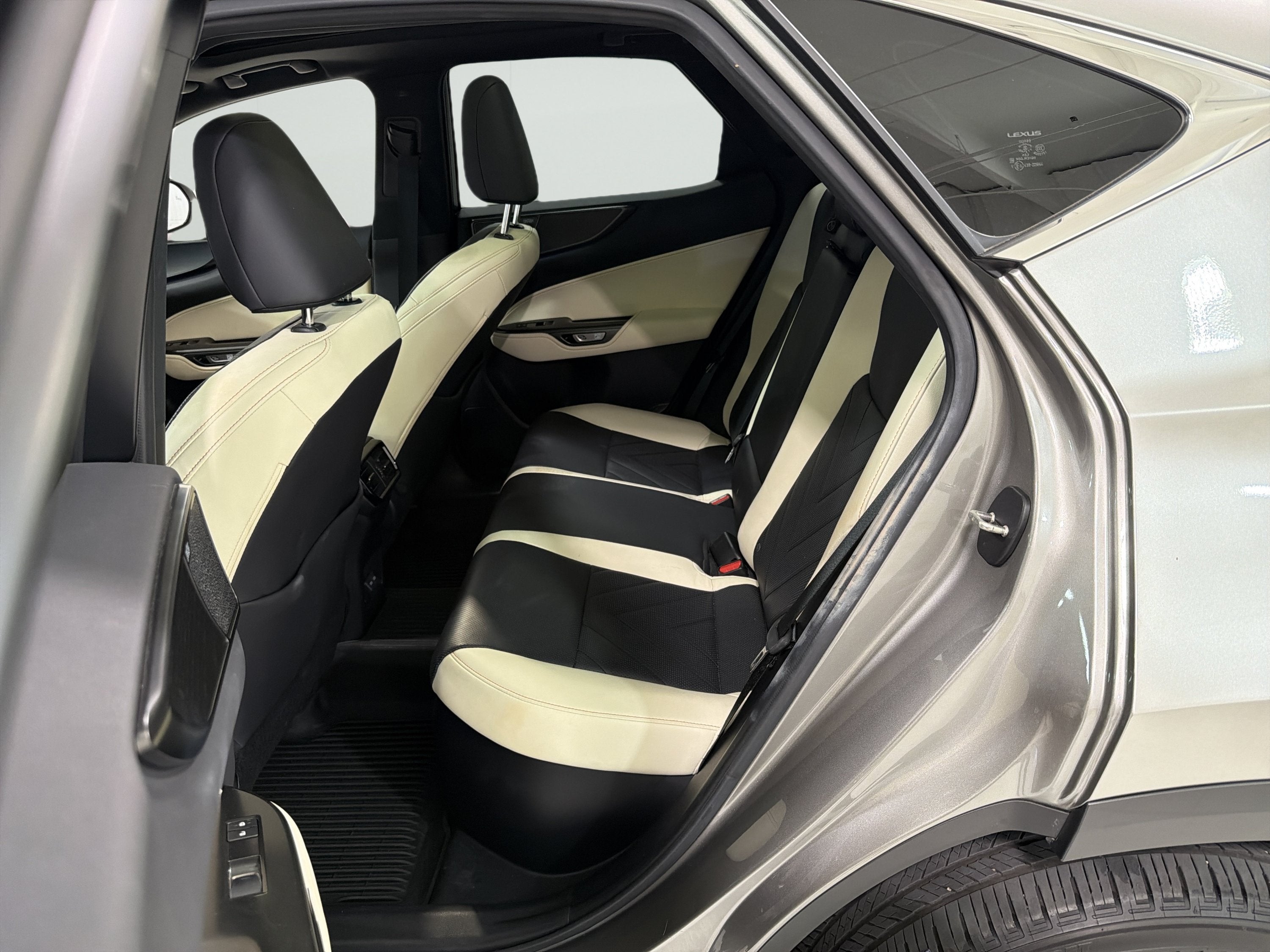 2024 Lexus NX NX 350h Luxury