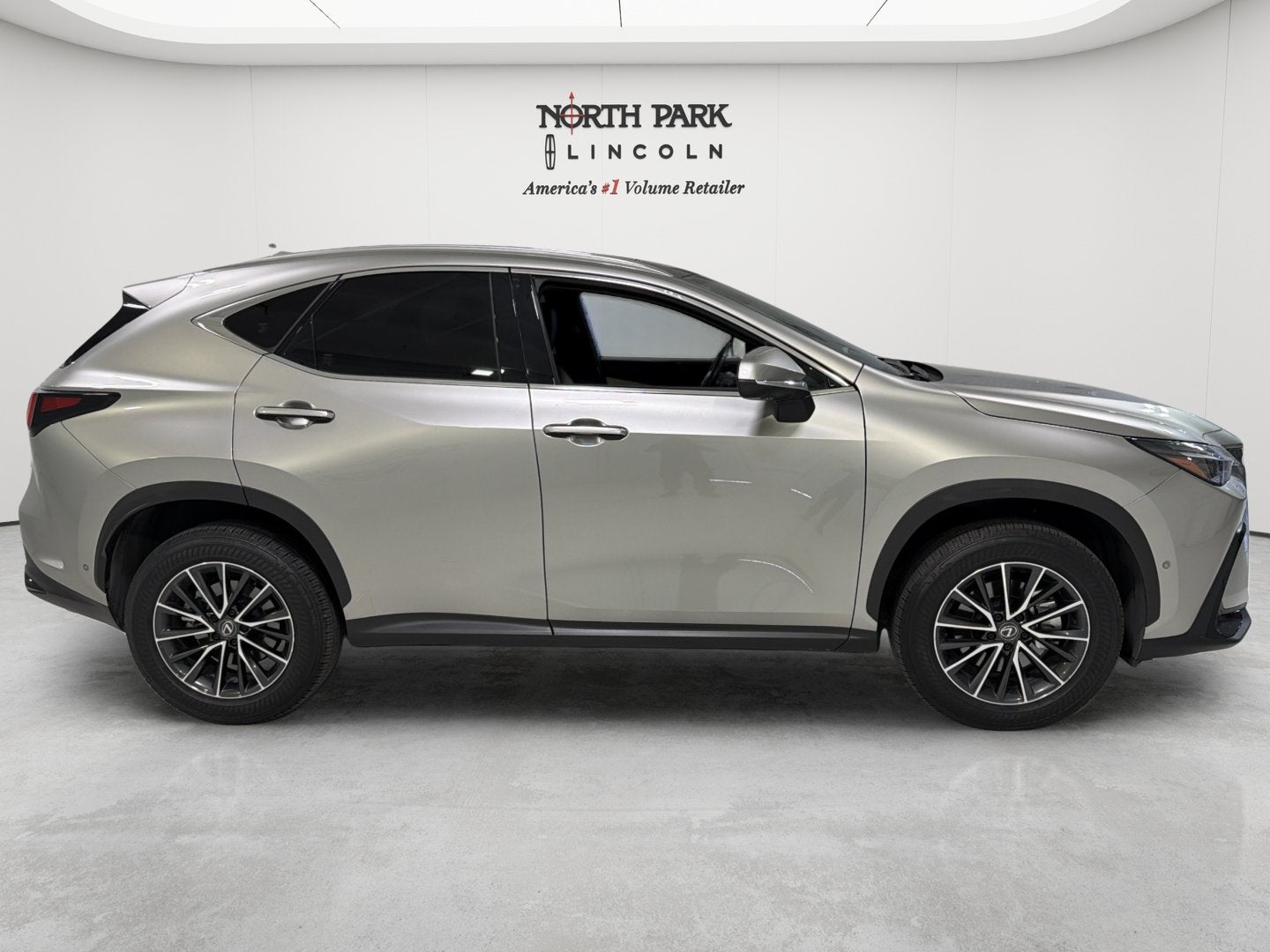 2024 Lexus NX NX 350h Luxury