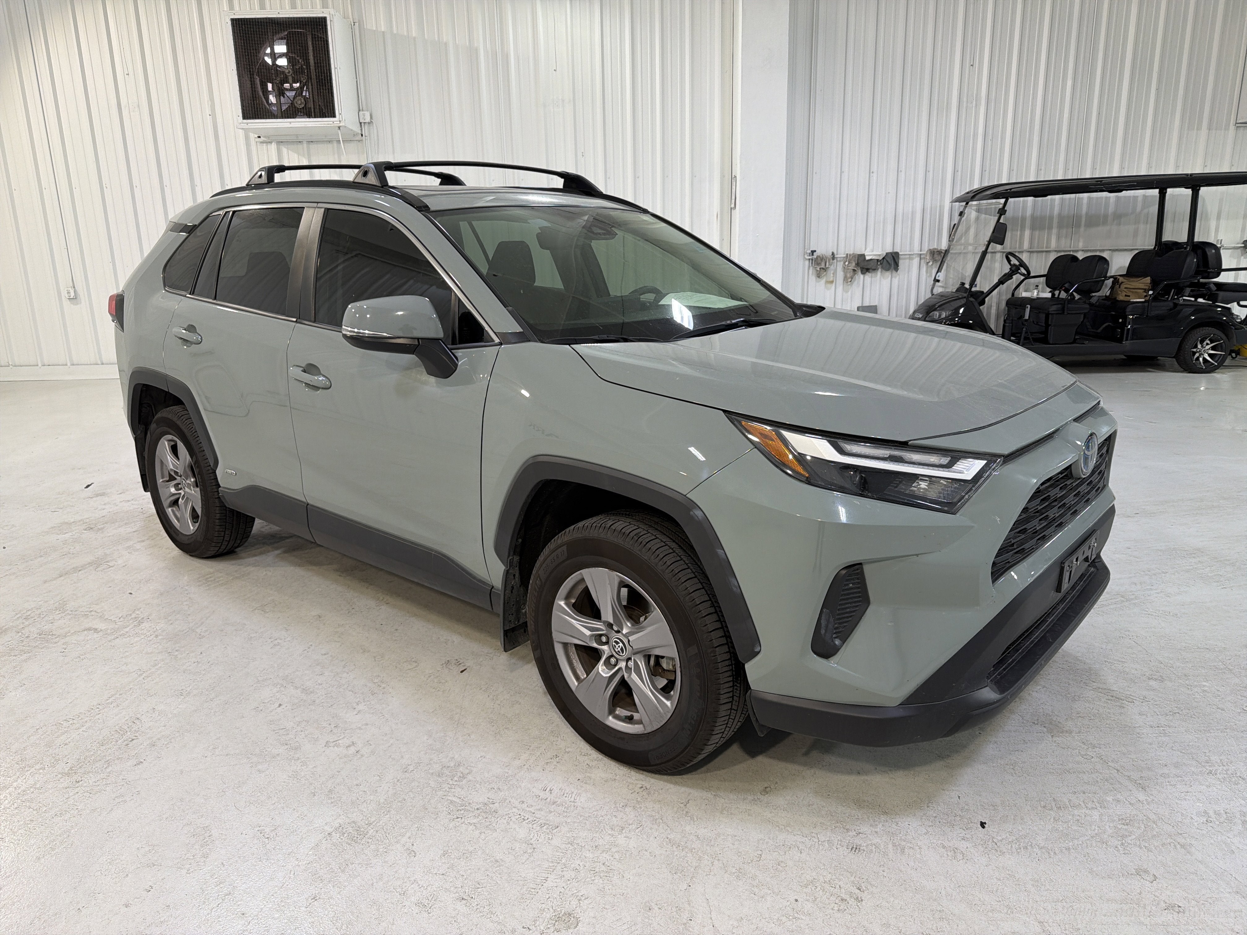 2022 Toyota RAV4 Hybrid XLE