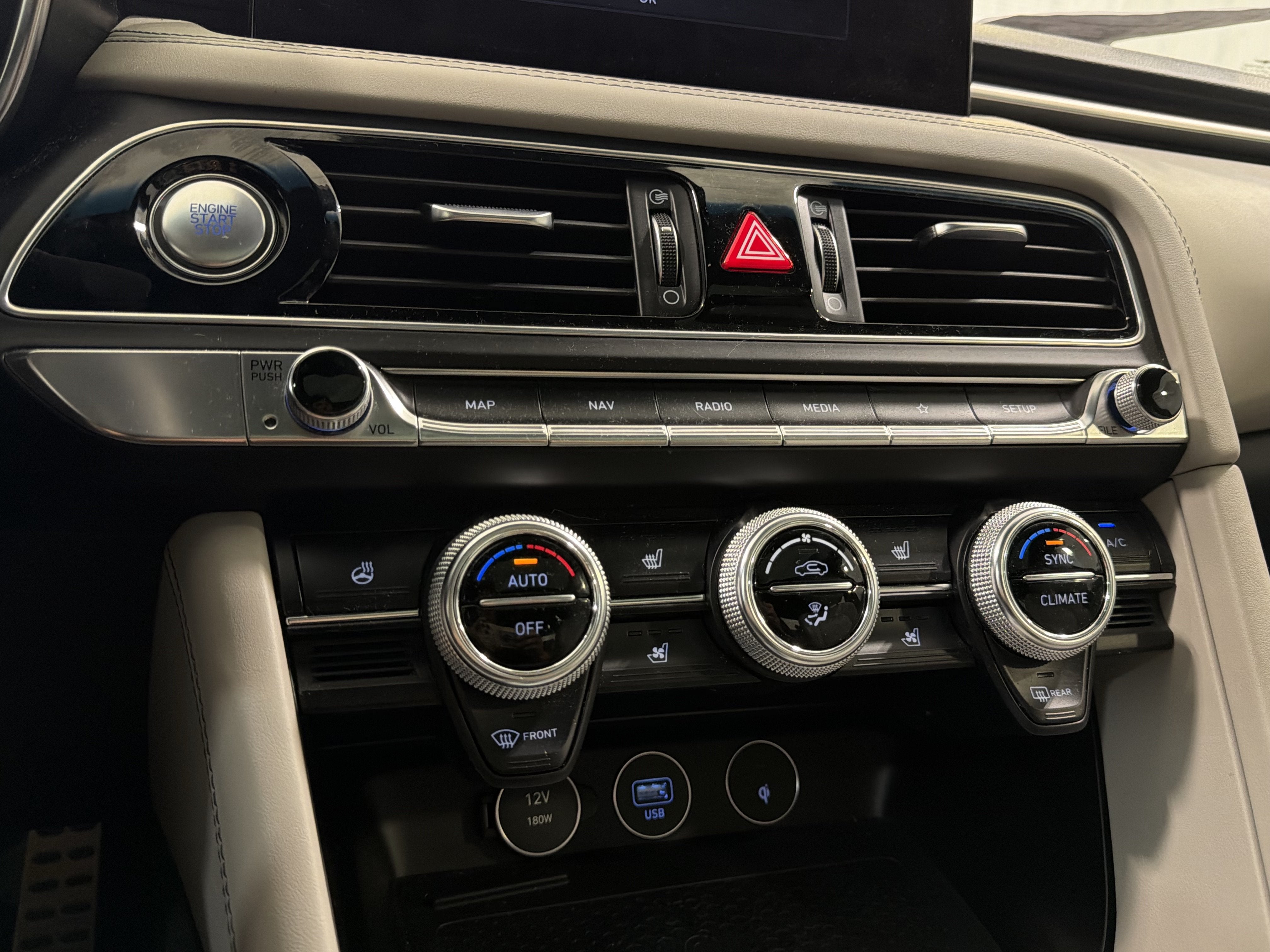 2023 Genesis G70 3.3T