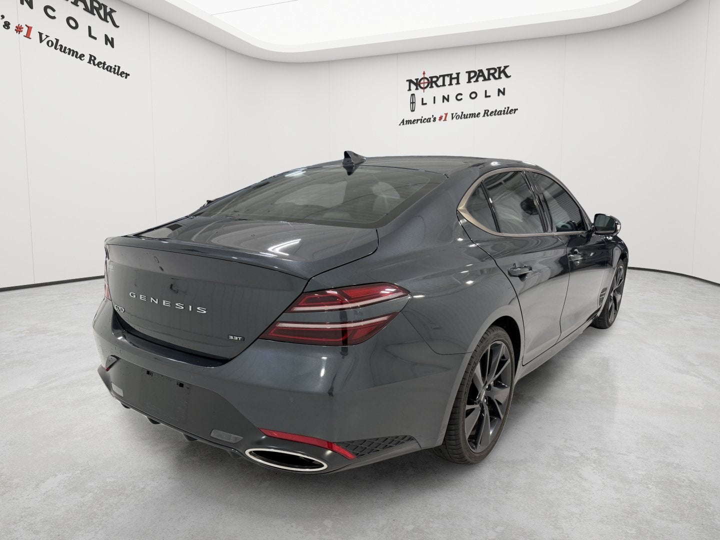 2023 Genesis G70 3.3T