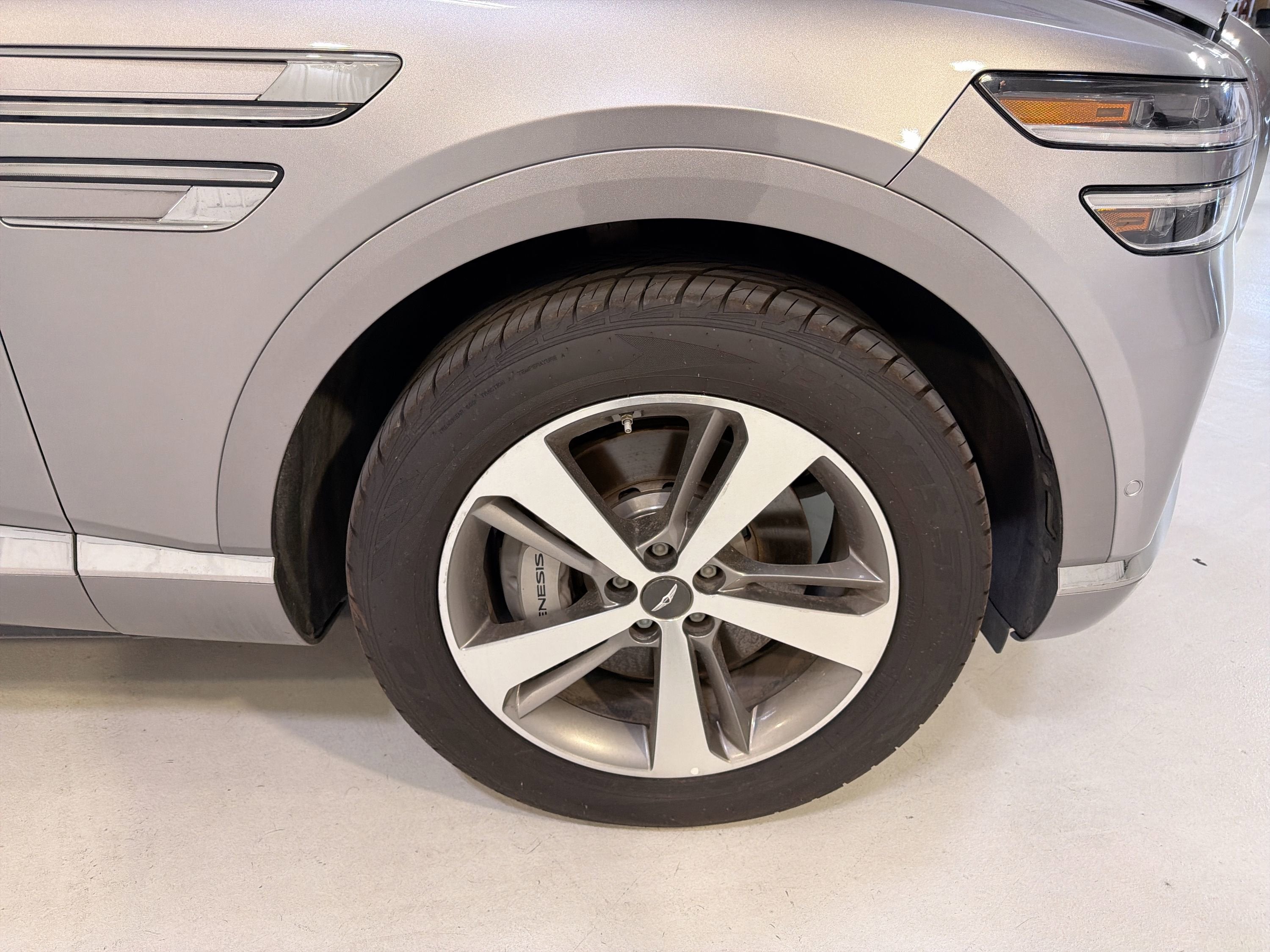 2021 Genesis GV80 Advanced +