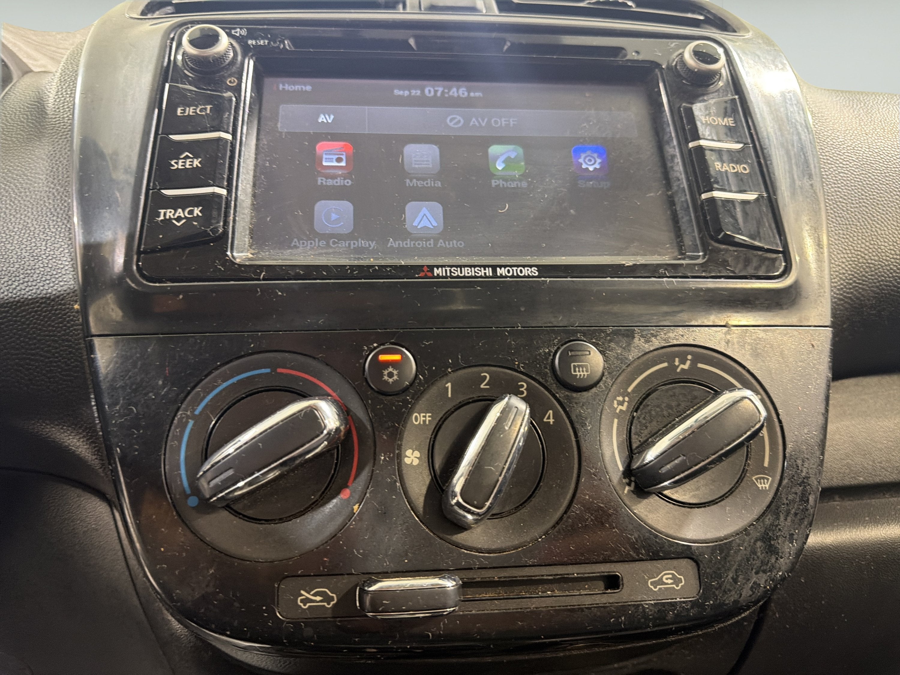 2018 Mitsubishi Mirage G4 ES