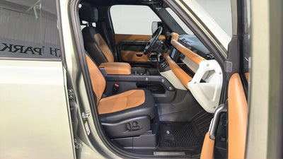 2023 Land Rover Defender X-Dynamic SE