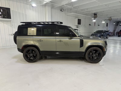 2023 Land Rover Defender X-Dynamic SE