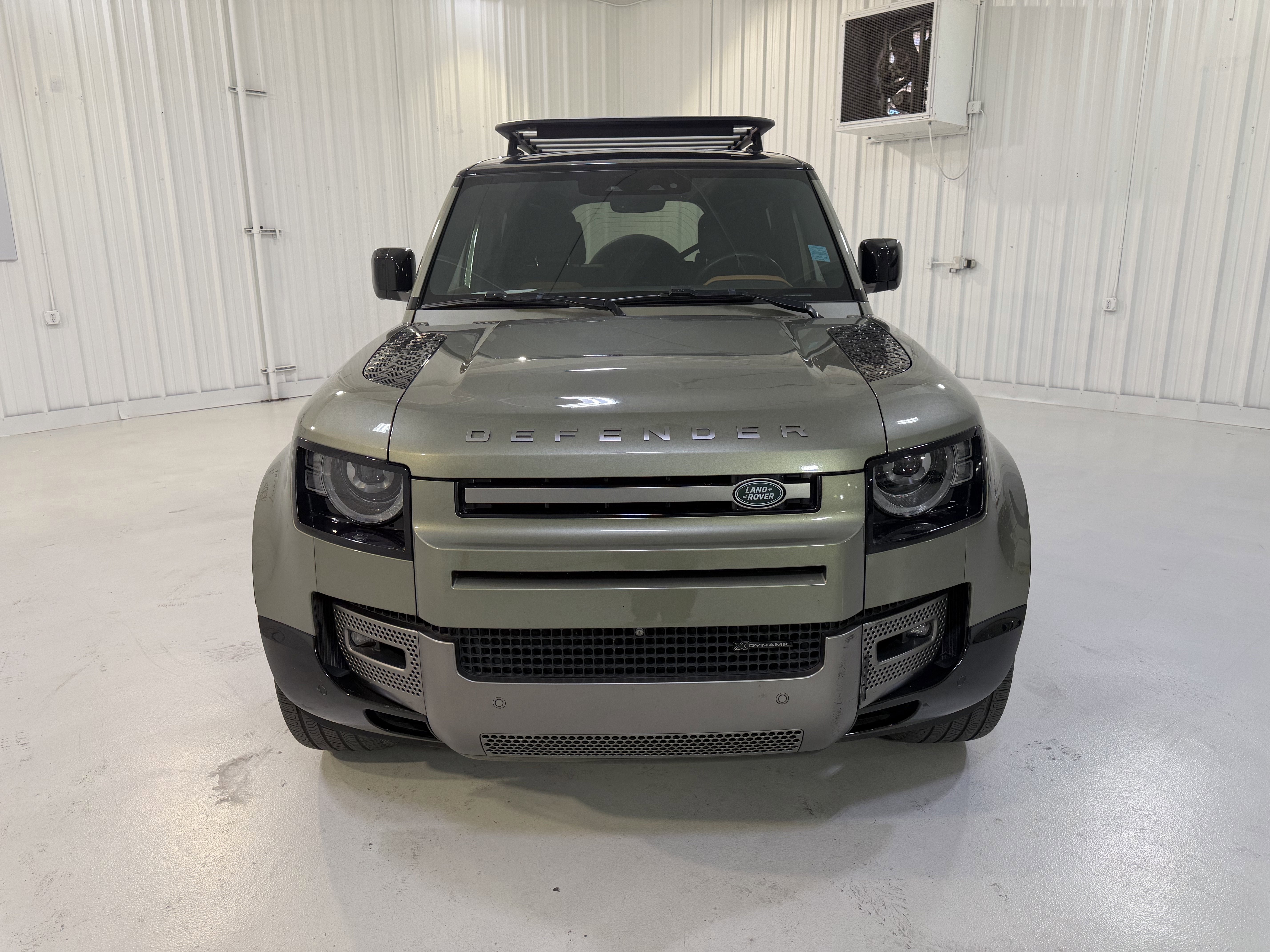 2023 Land Rover Defender X-Dynamic SE