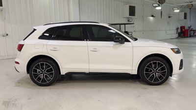 2023 Audi SQ5 Premium Plus