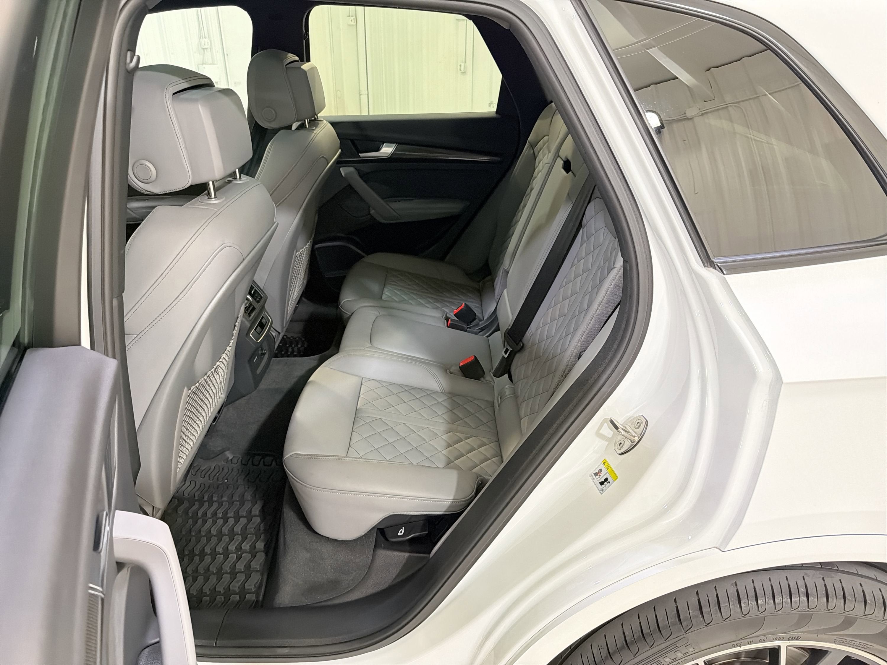 2023 Audi SQ5 Premium Plus