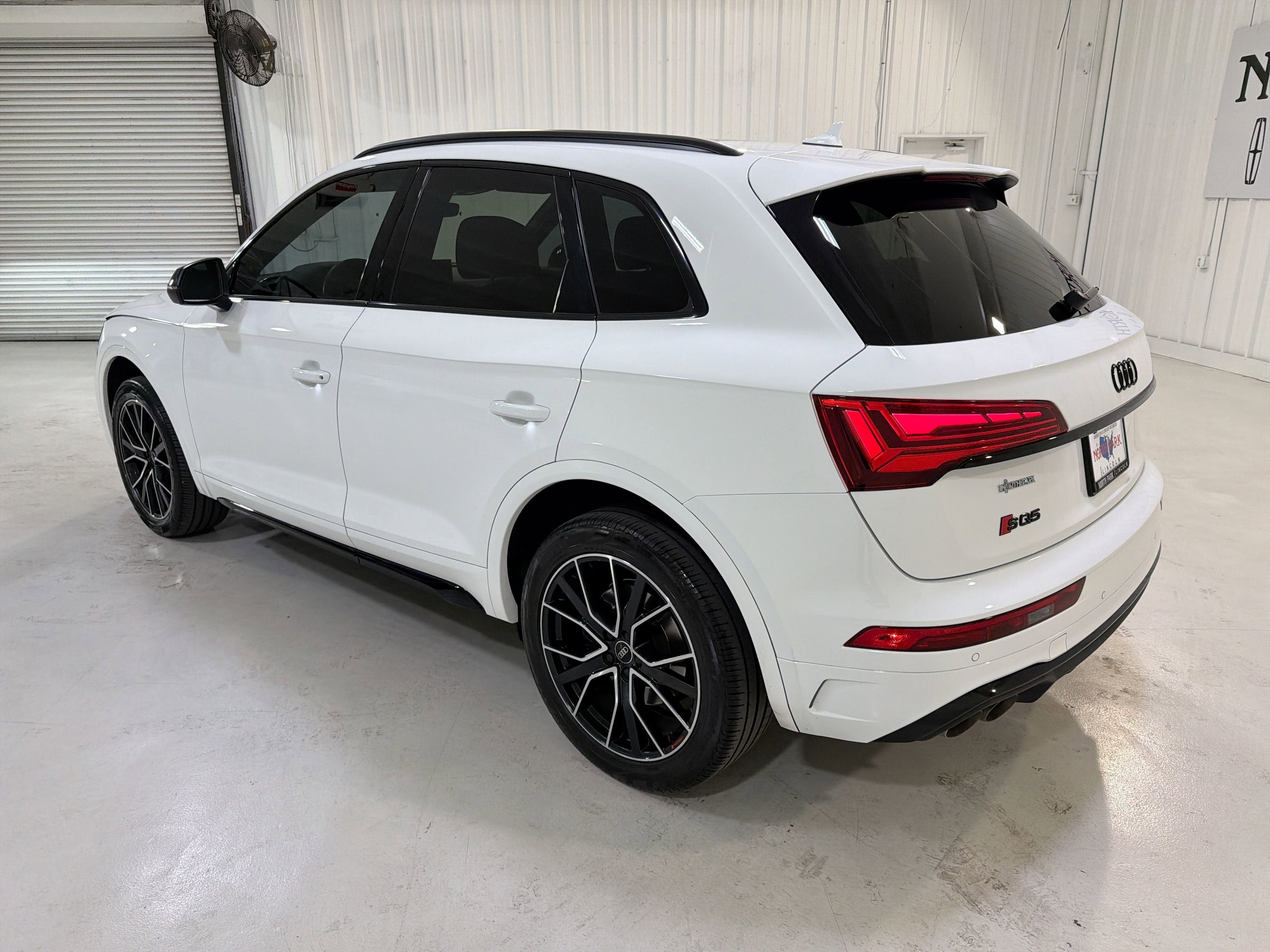 2023 Audi SQ5 Premium Plus