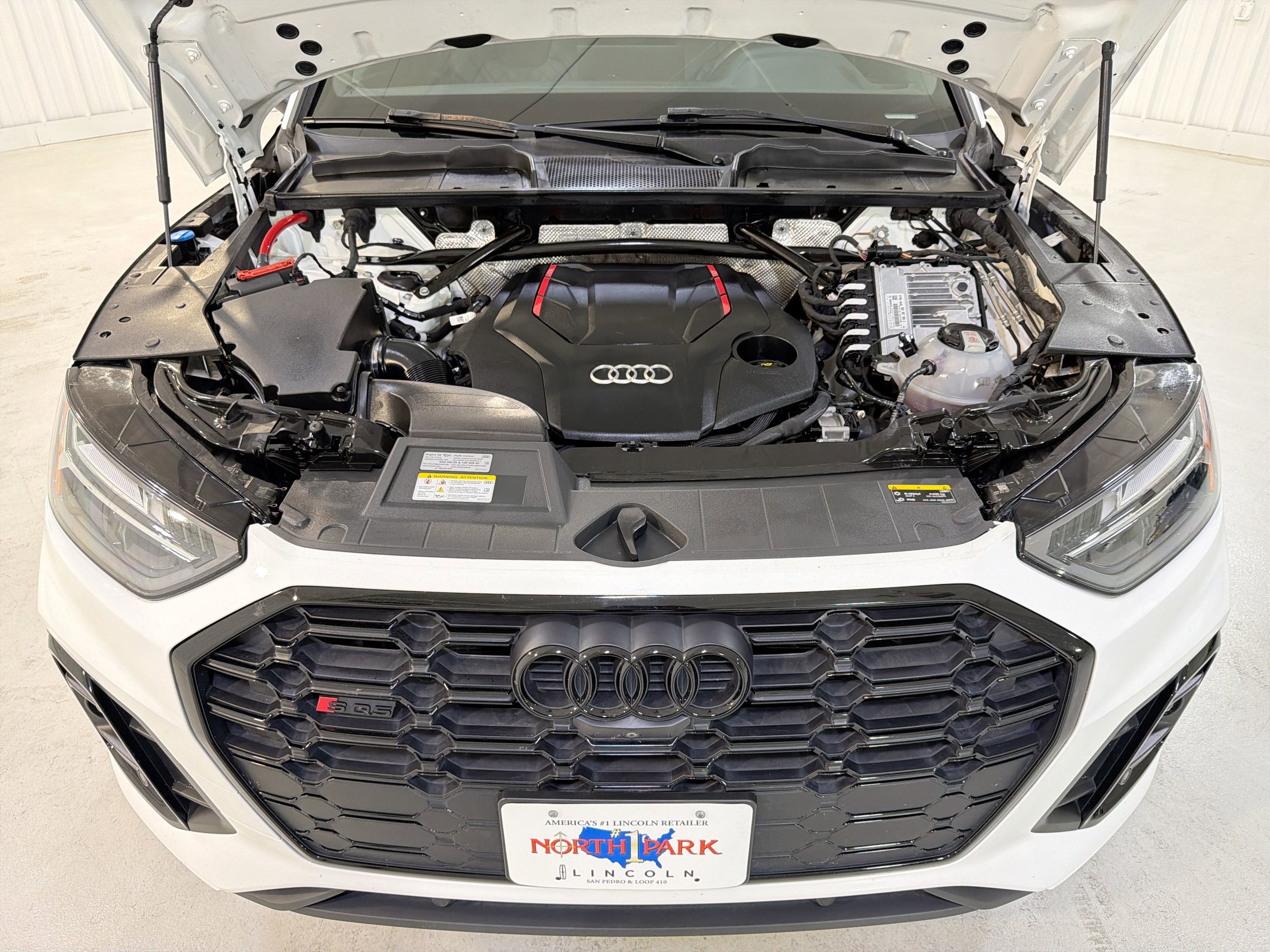 2023 Audi SQ5 Premium Plus