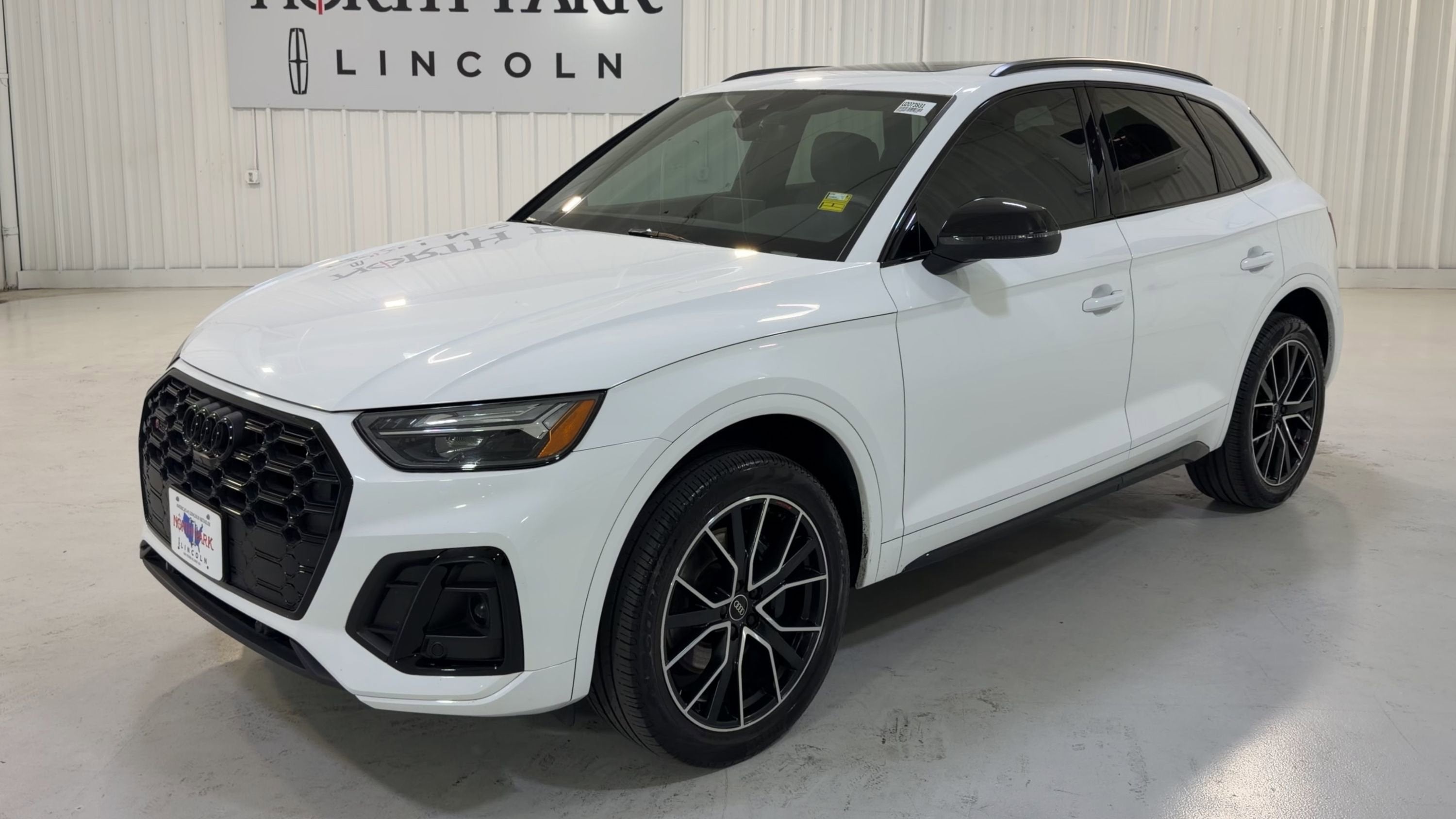 2023 Audi SQ5 Premium Plus