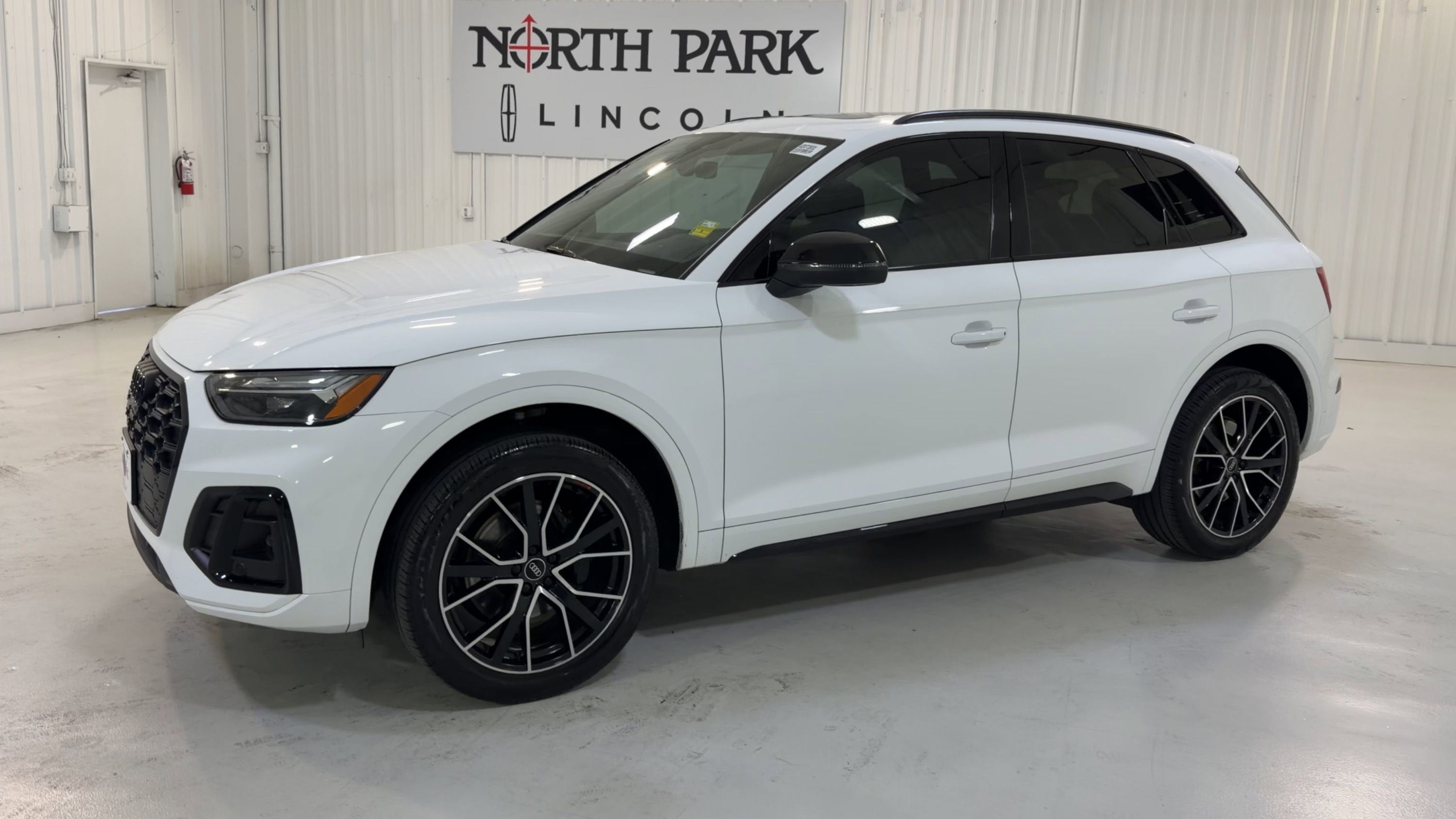 2023 Audi SQ5 Premium Plus