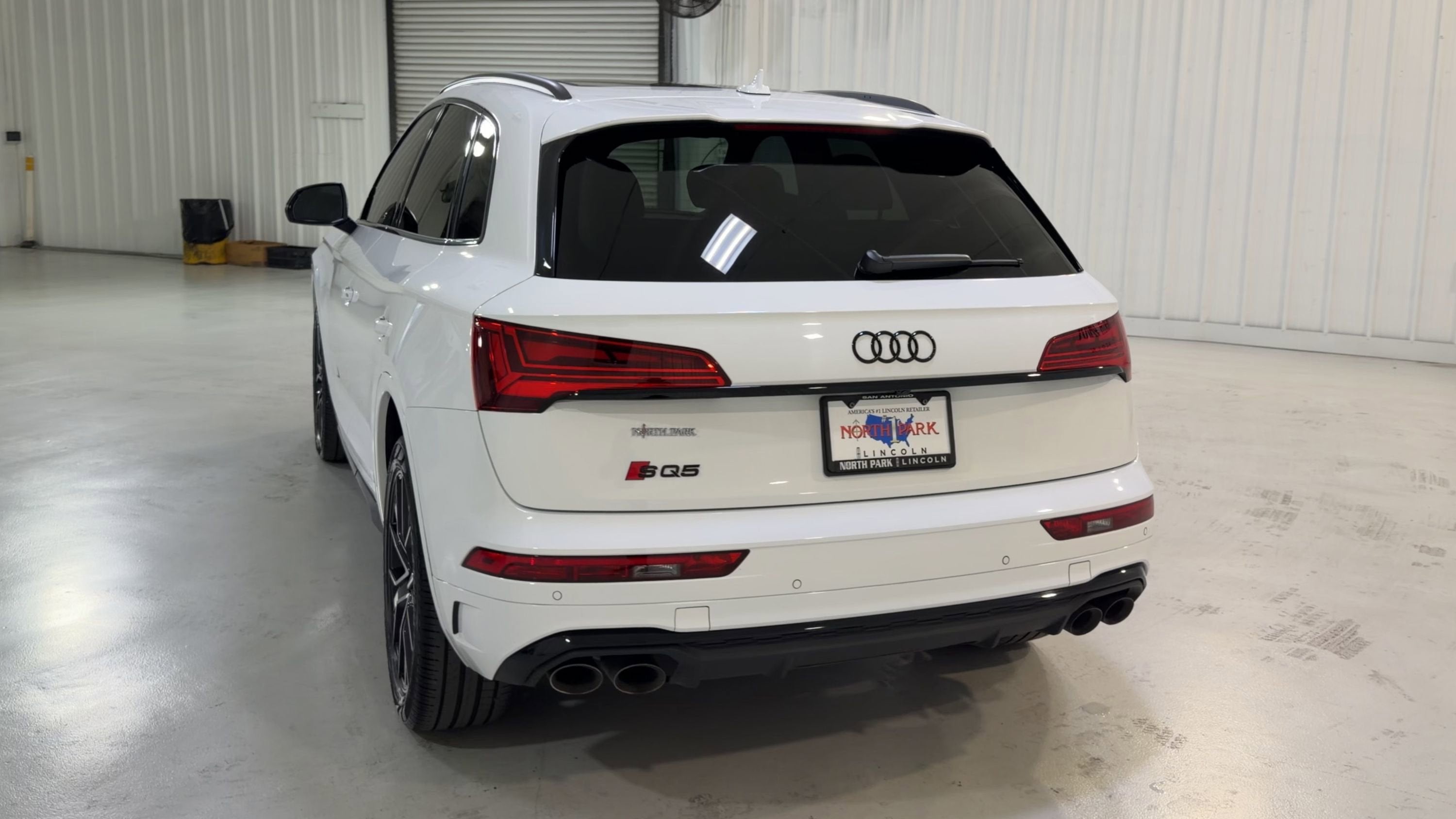 2023 Audi SQ5 Premium Plus
