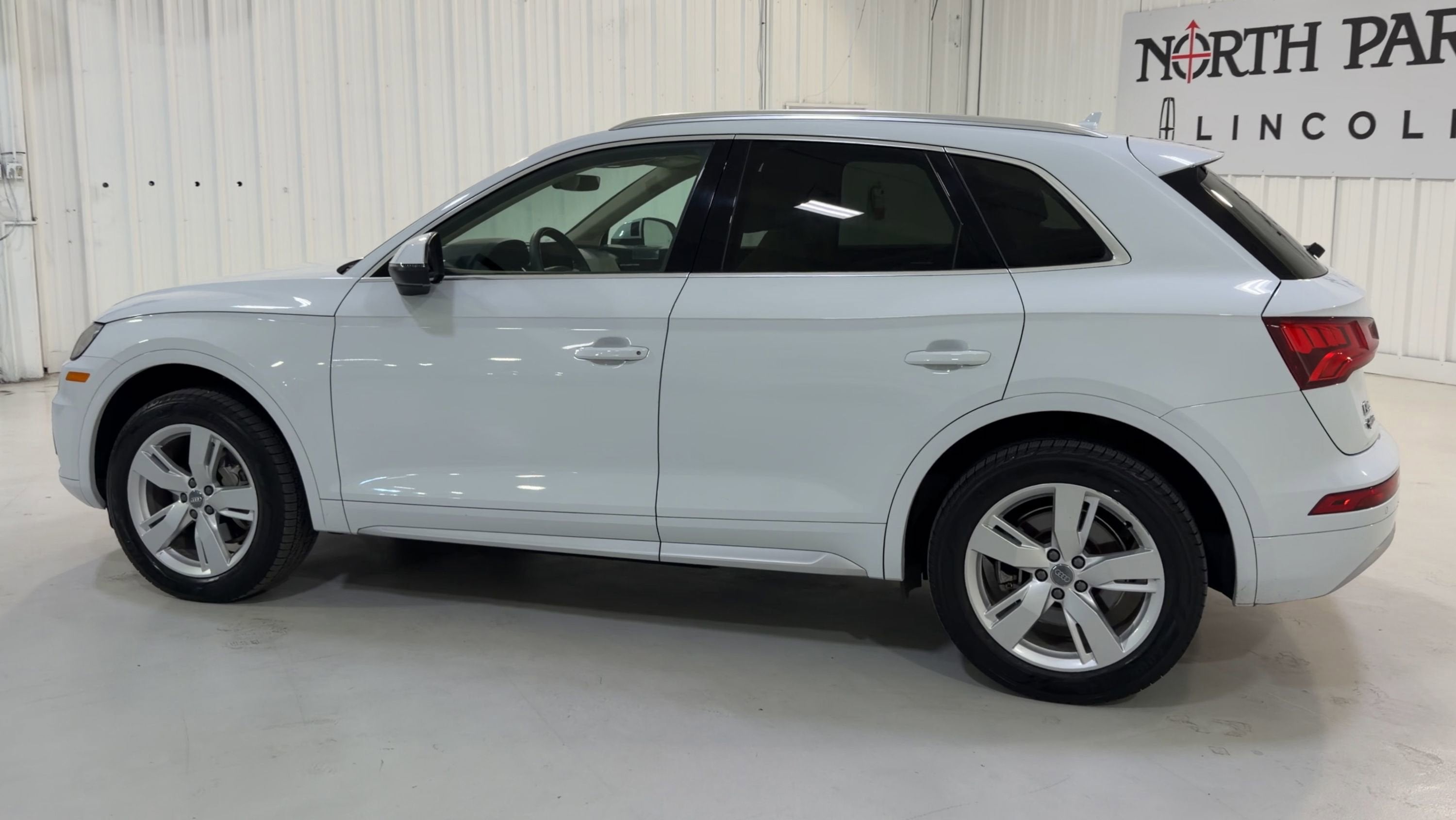 2019 Audi Q5 Premium Plus