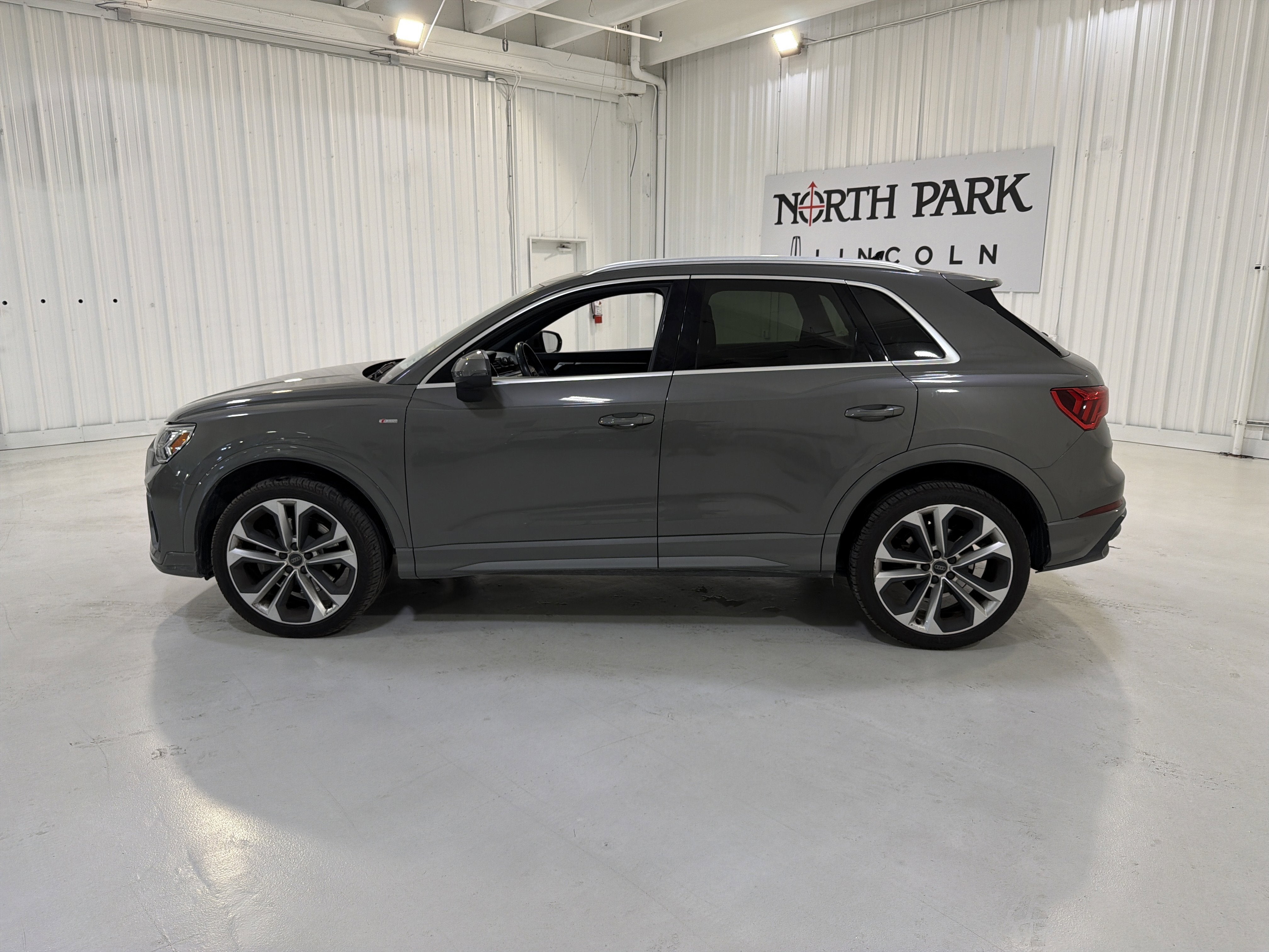 2020 Audi Q3 S line Premium Plus