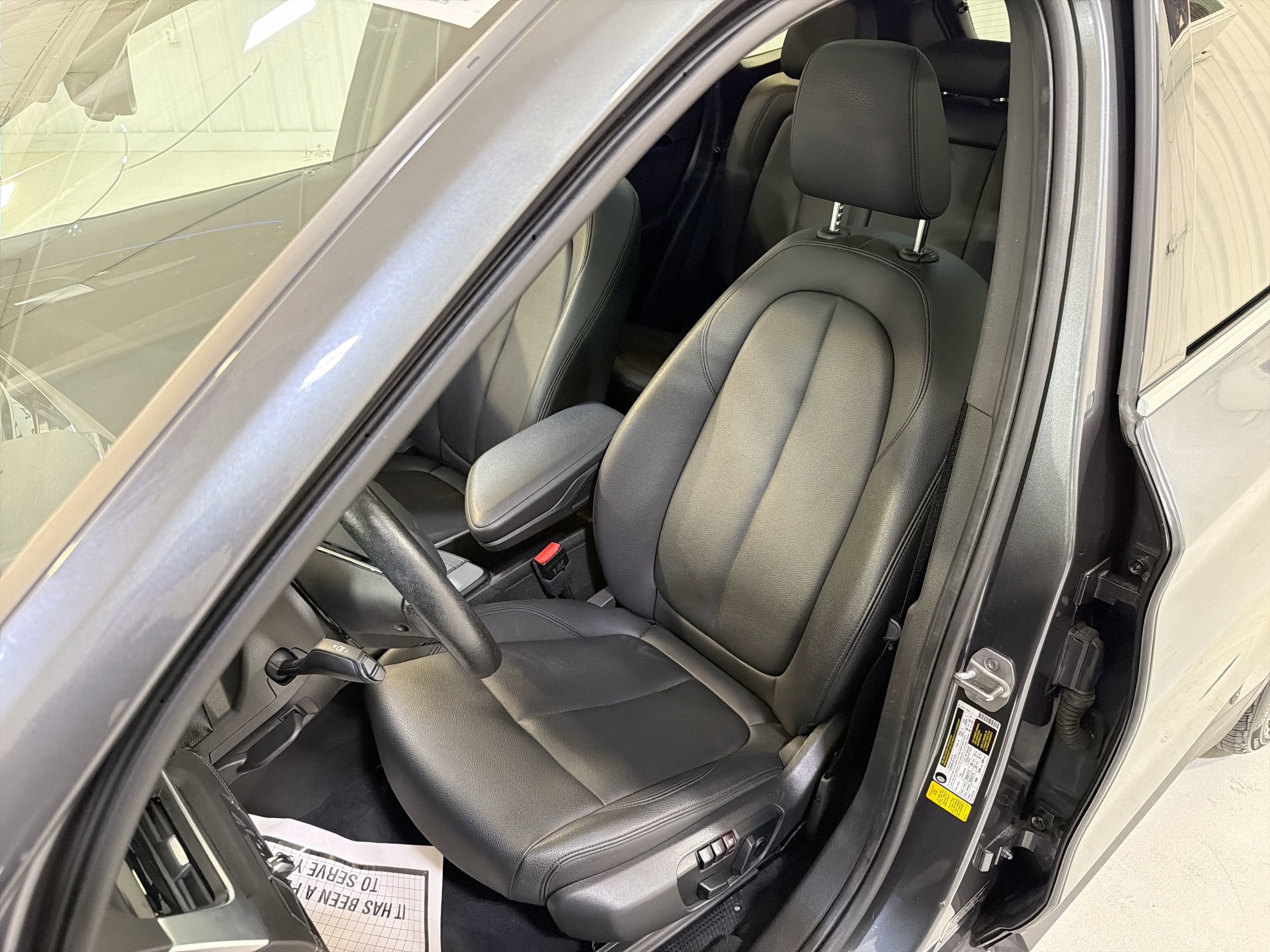 2021 BMW X1 sDrive28i