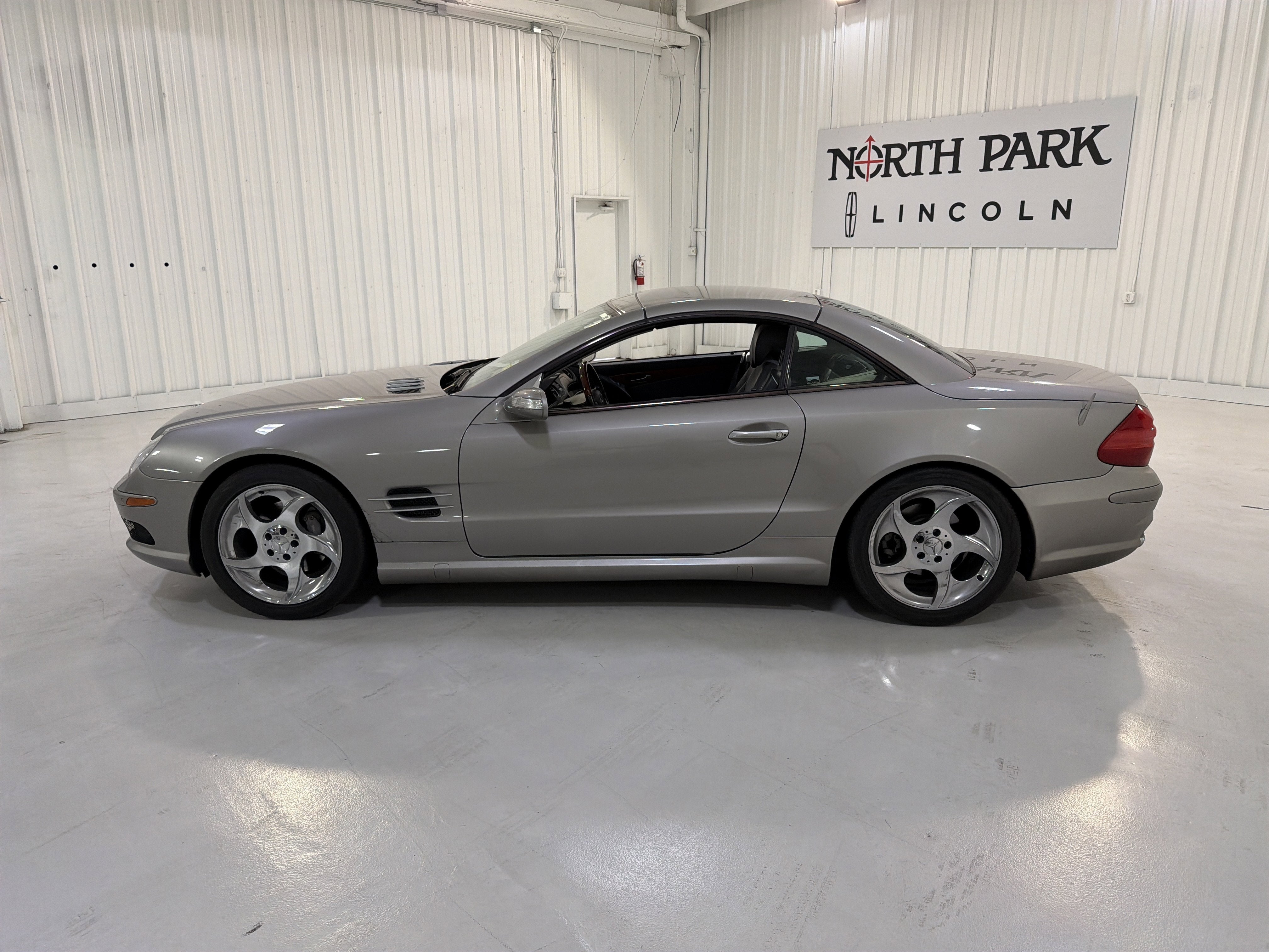 2005 Mercedes-Benz SL-Class 5.0L