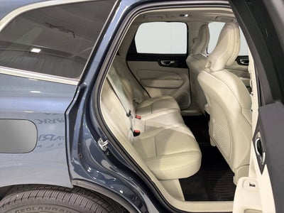 2021 Volvo XC60 Momentum
