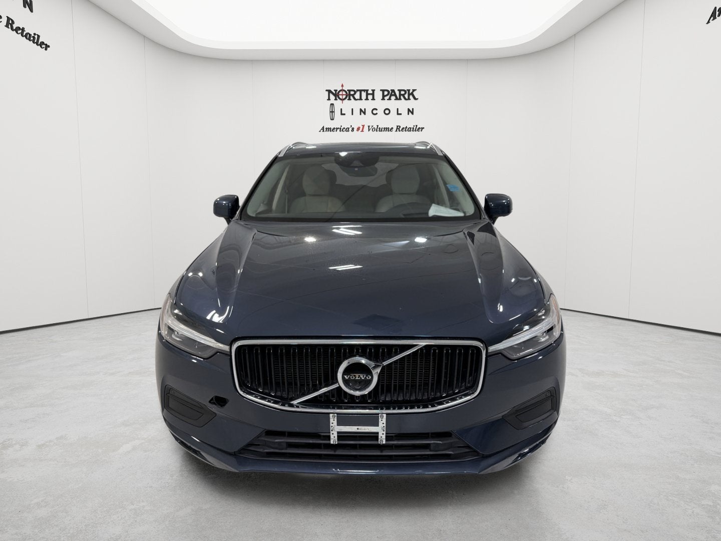 2021 Volvo XC60 Momentum
