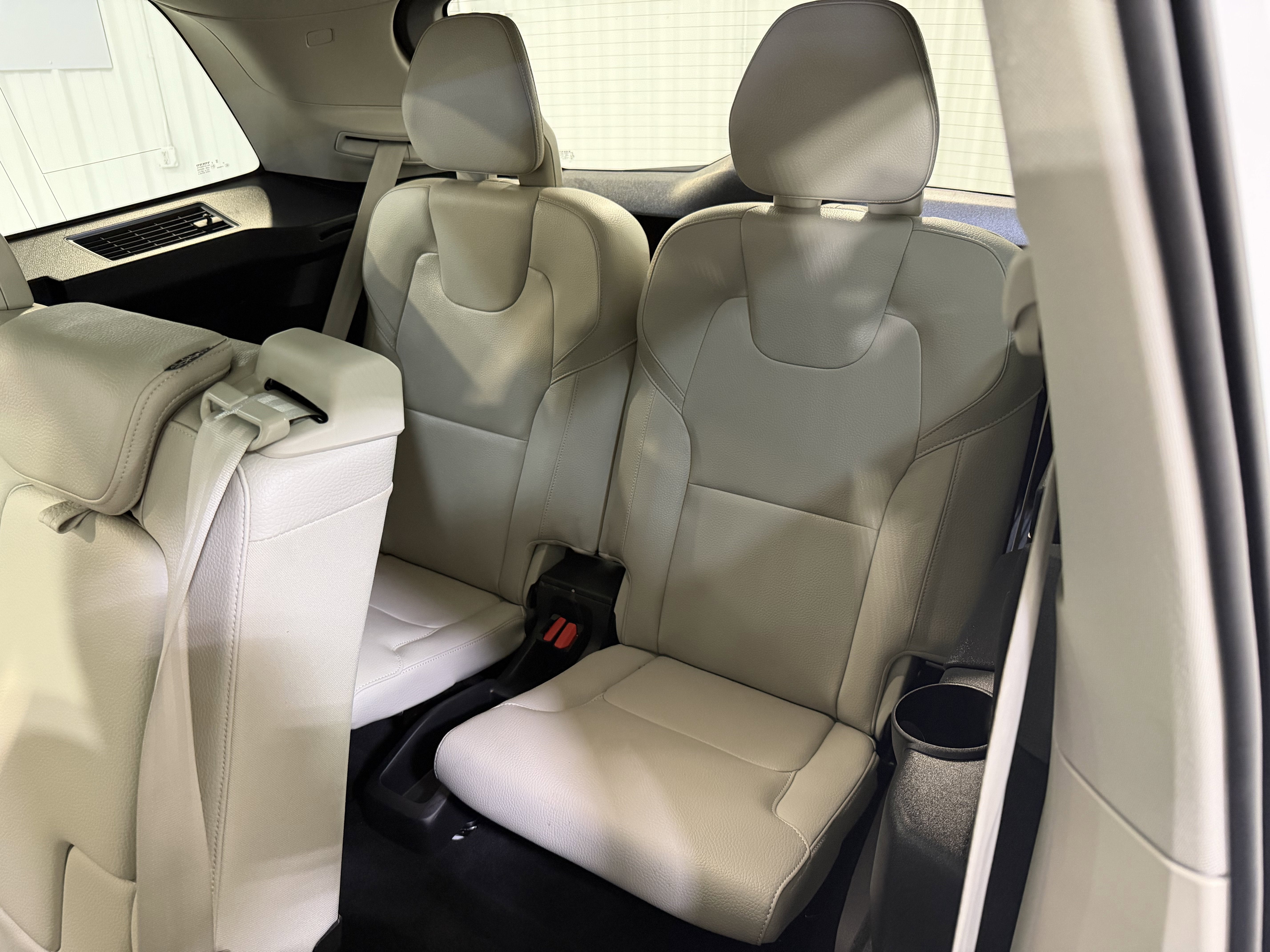 2025 Volvo XC90 Plus