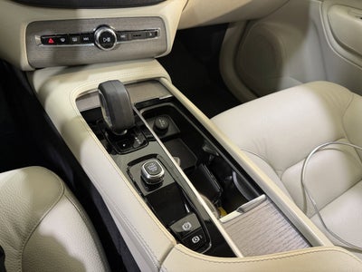 2025 Volvo XC90 Plus