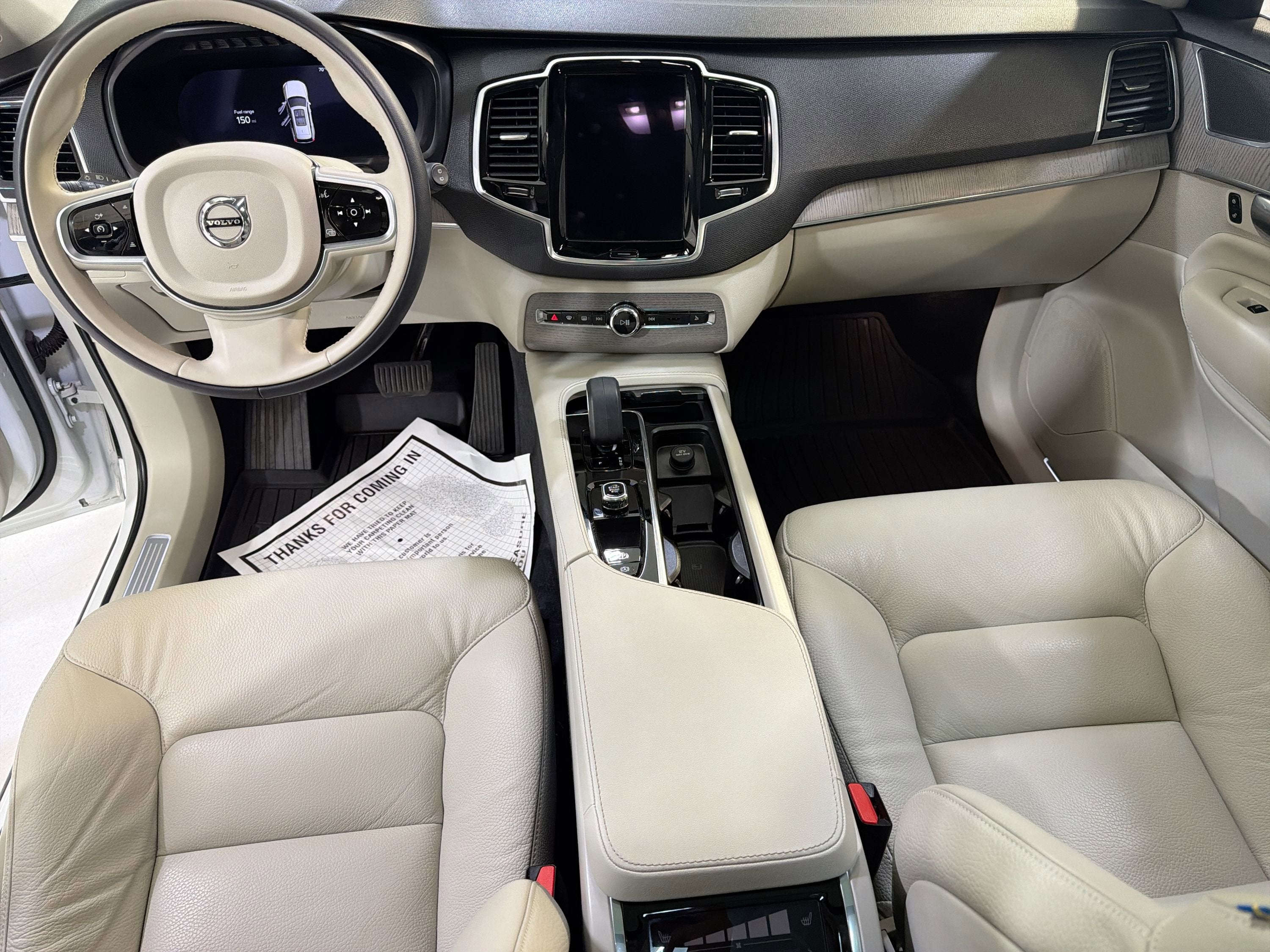 2025 Volvo XC90 Plus