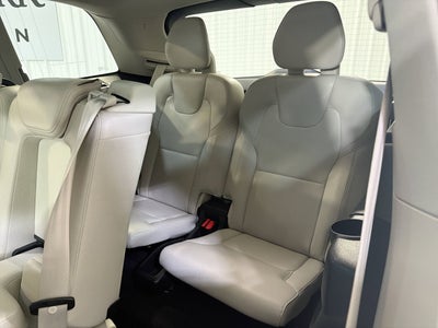 2025 Volvo XC90 Plus