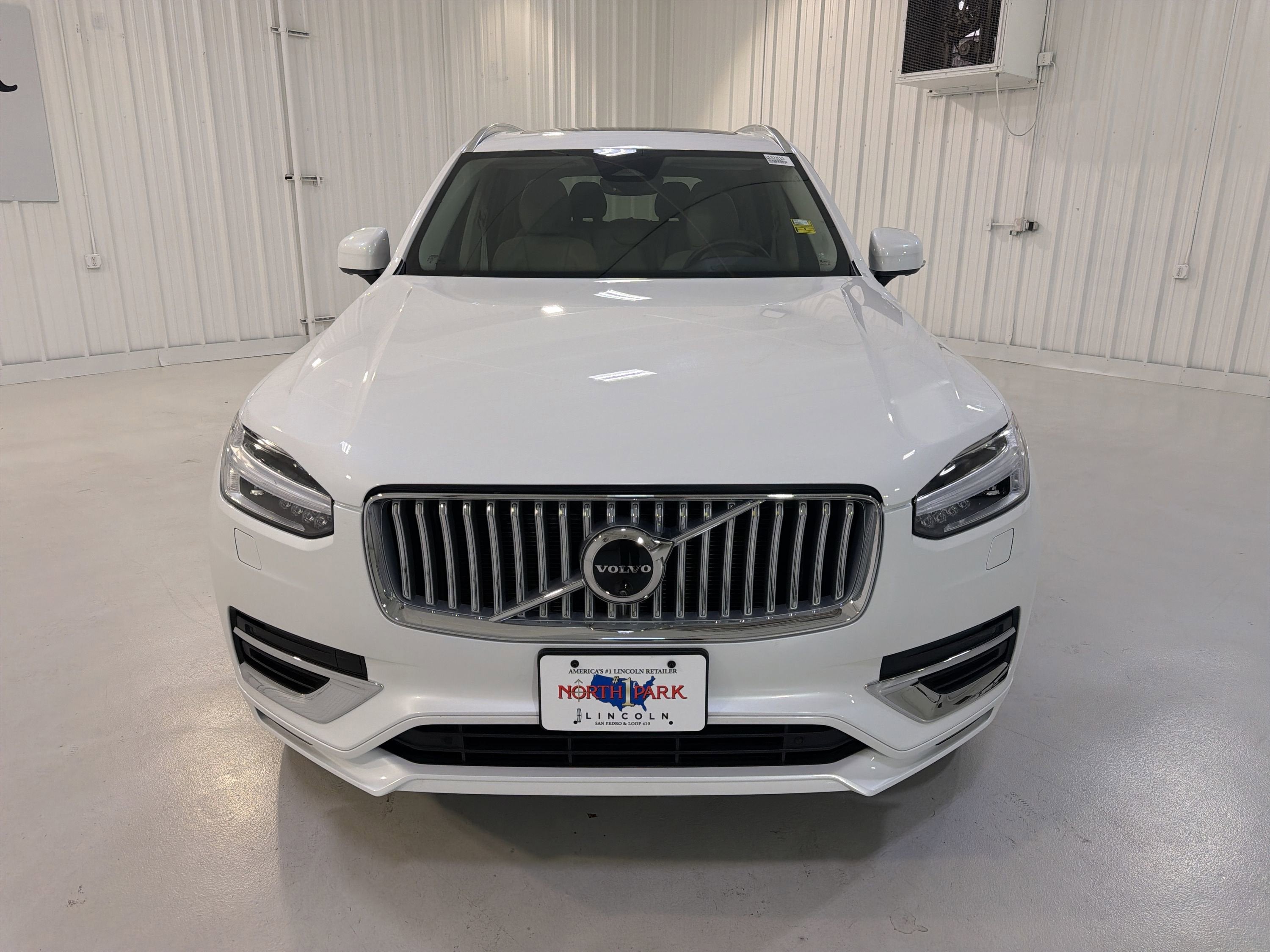 2025 Volvo XC90 Plus