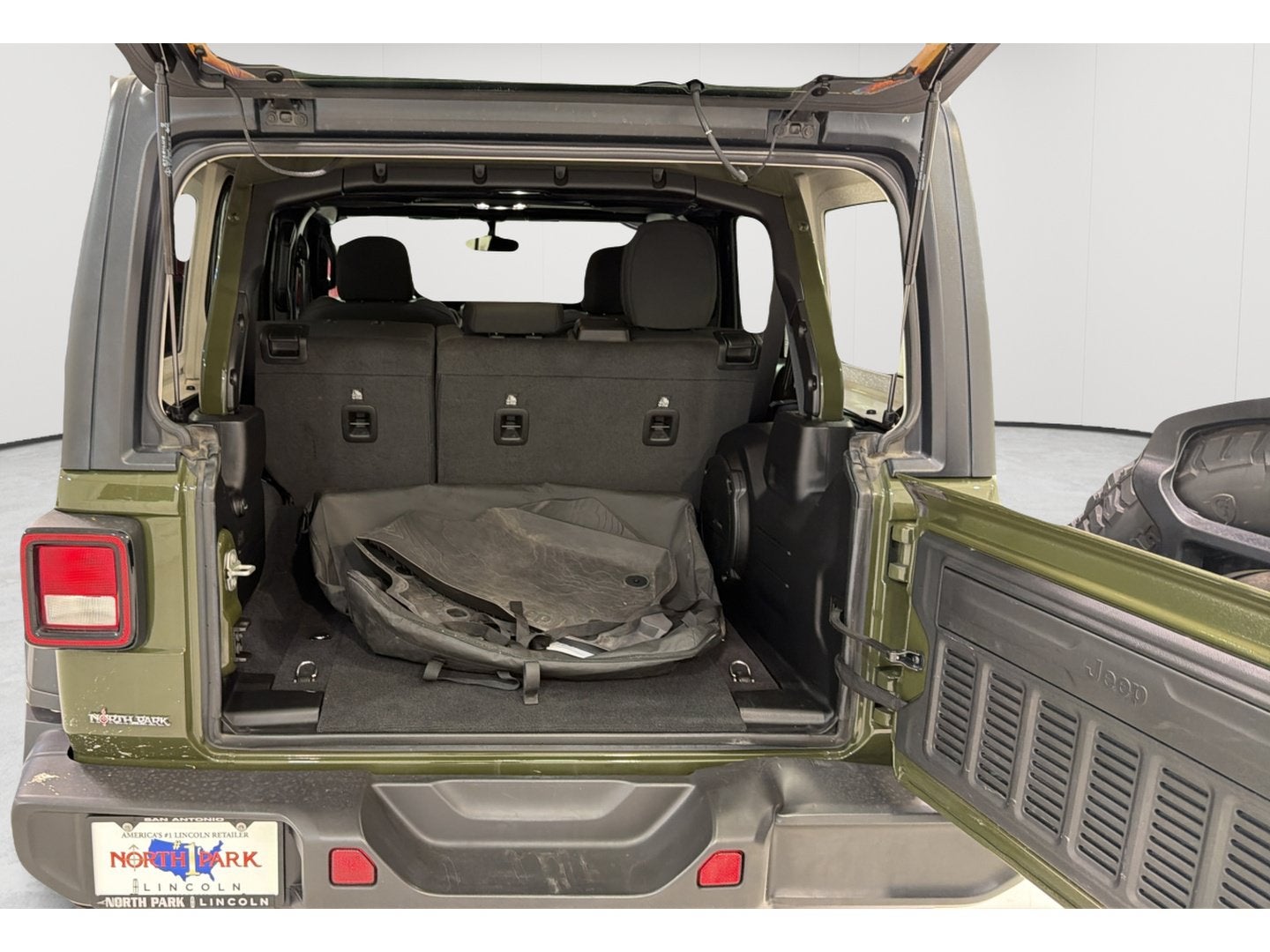 2023 Jeep Wrangler 4xe Willys