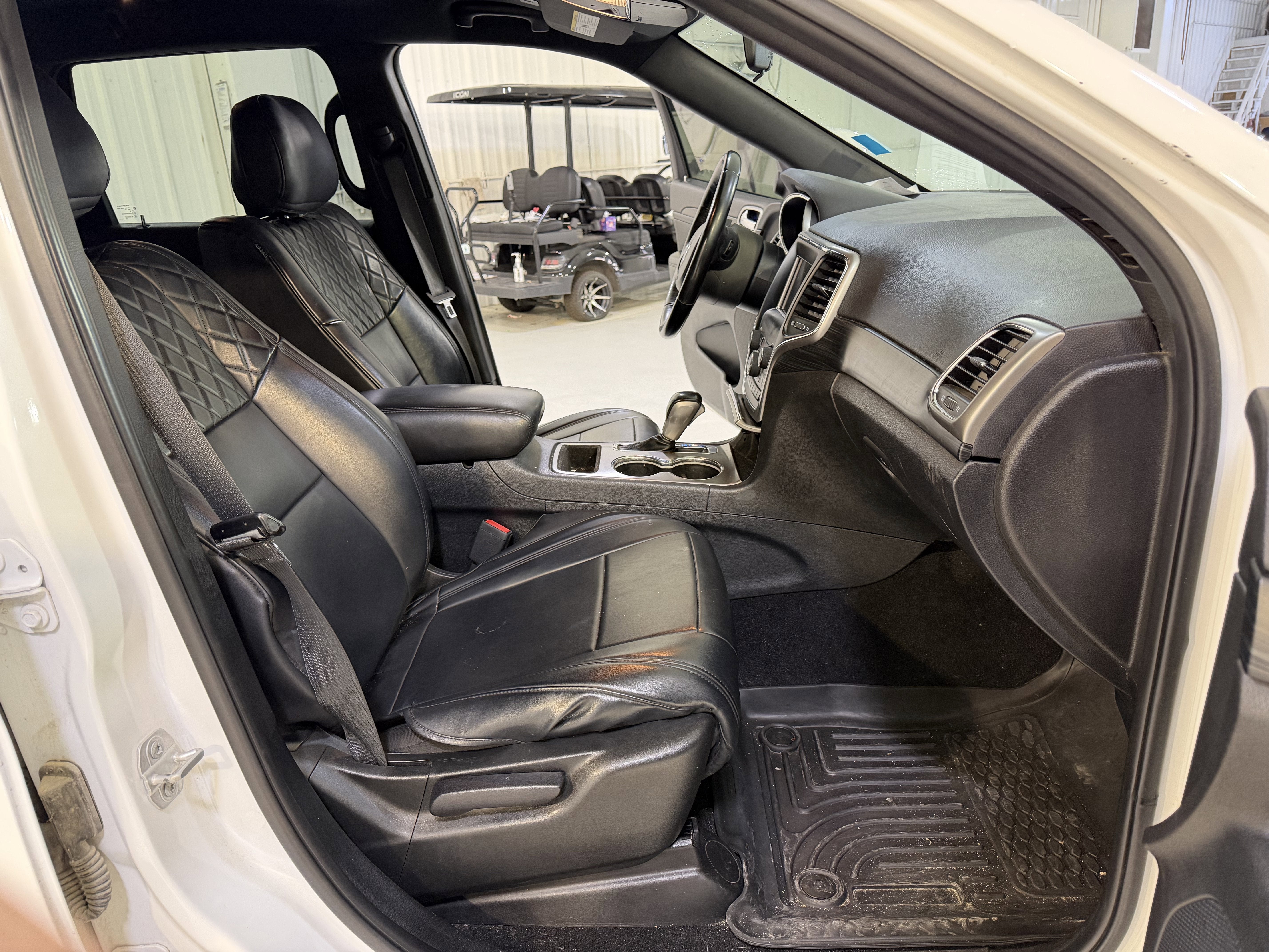 2020 Jeep Grand Cherokee Laredo E