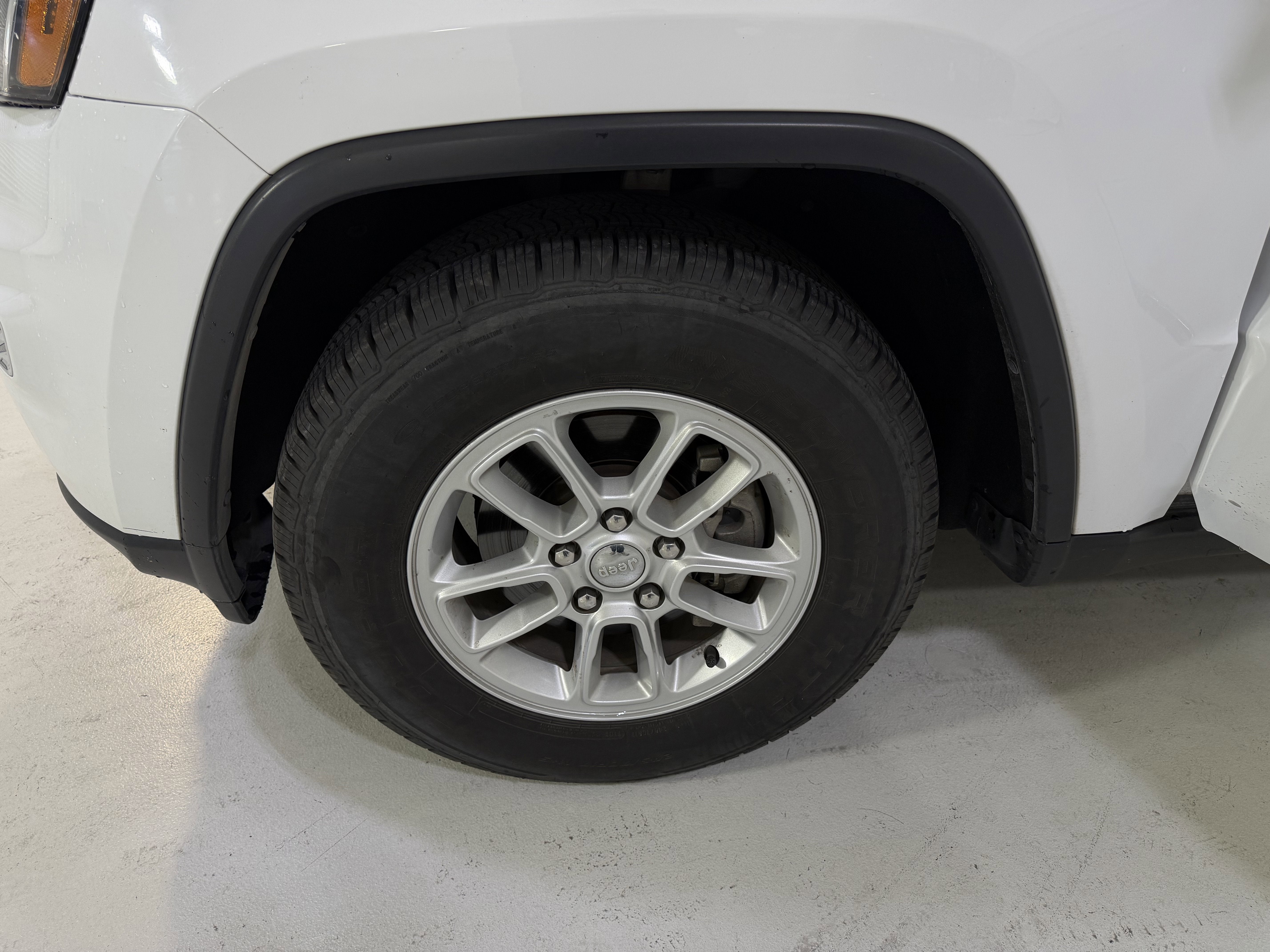 2020 Jeep Grand Cherokee Laredo E