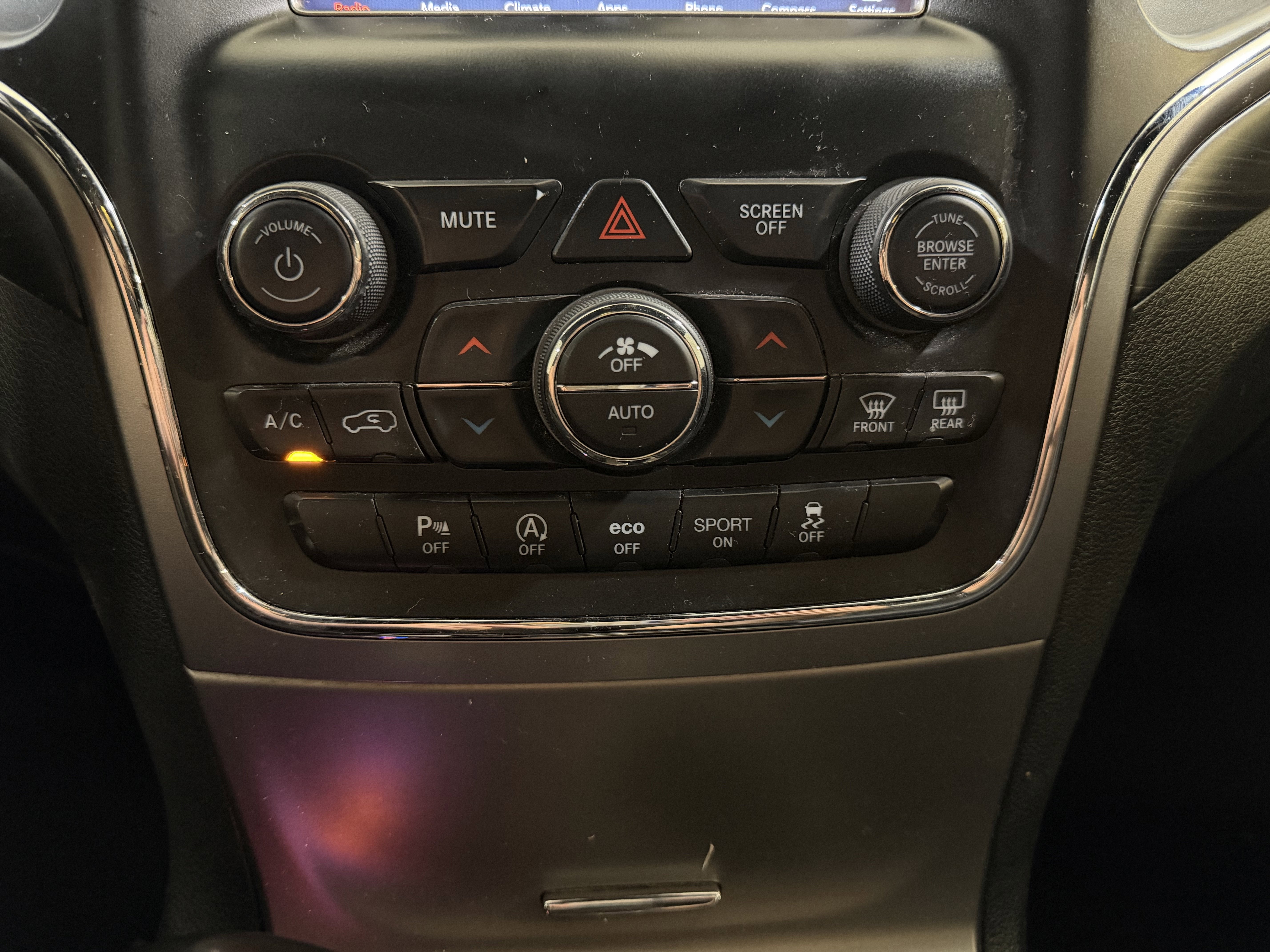 2020 Jeep Grand Cherokee Laredo E