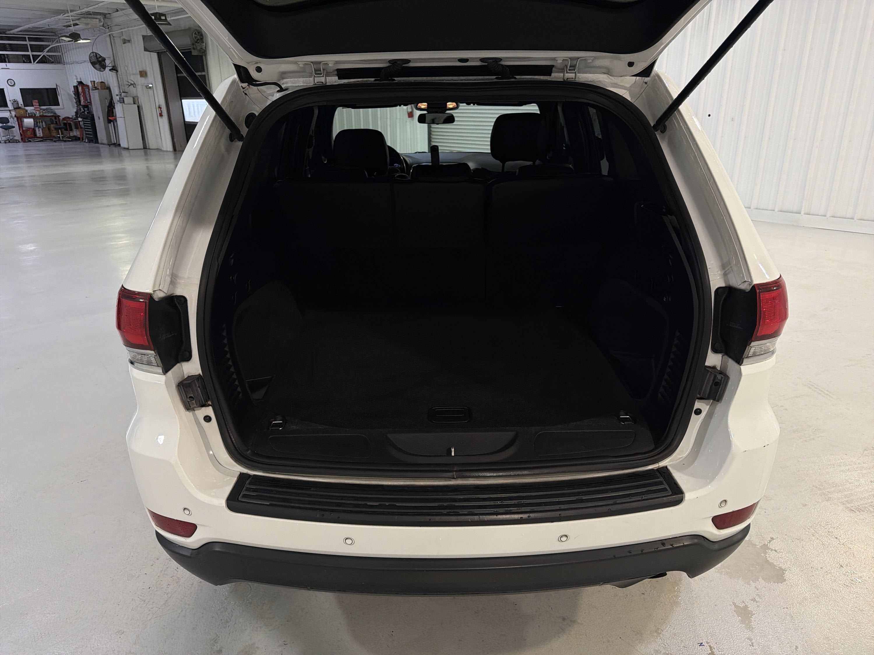 2020 Jeep Grand Cherokee Laredo E