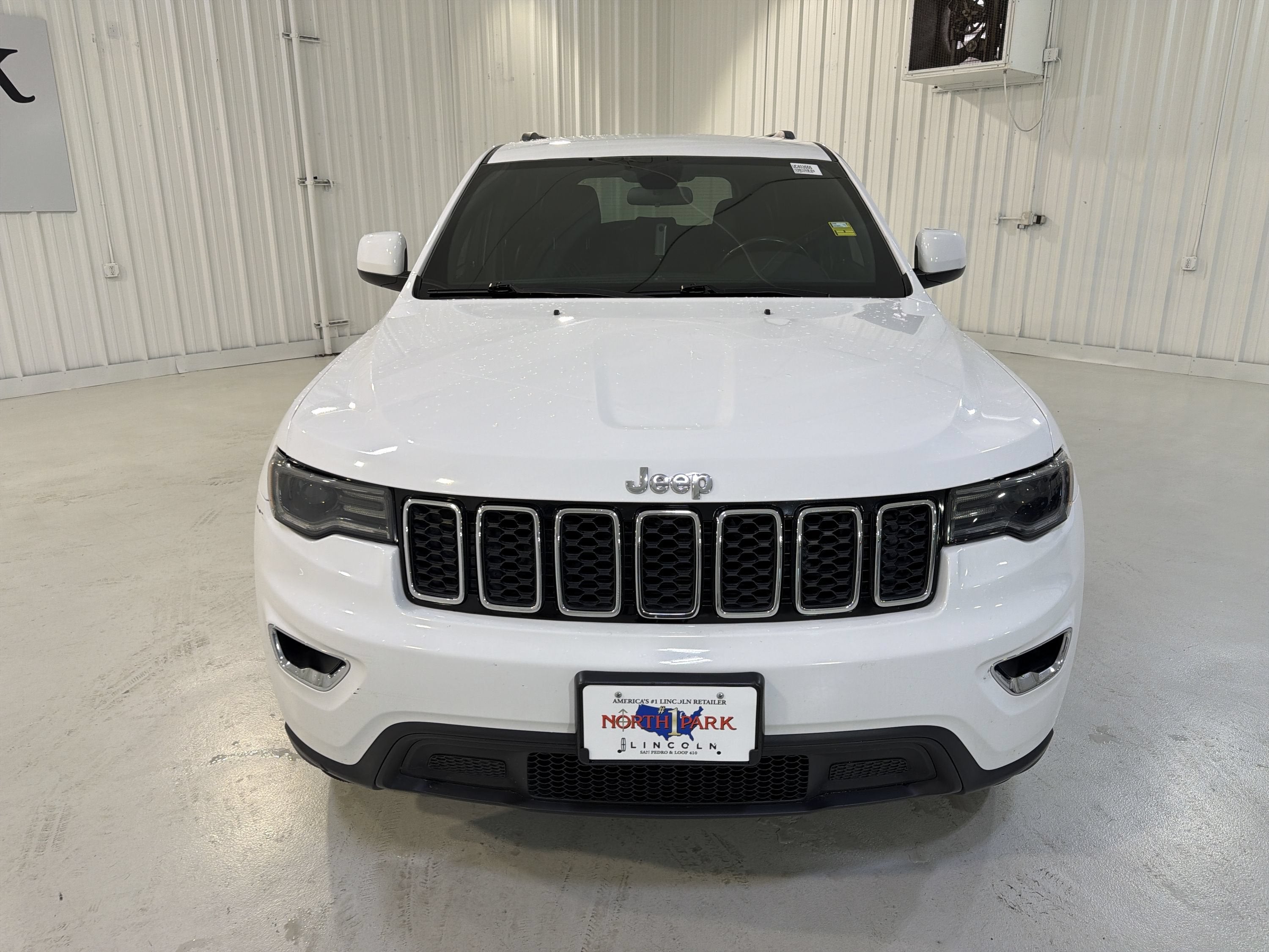2020 Jeep Grand Cherokee Laredo E