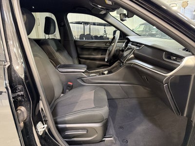 2024 Jeep Grand Cherokee Laredo