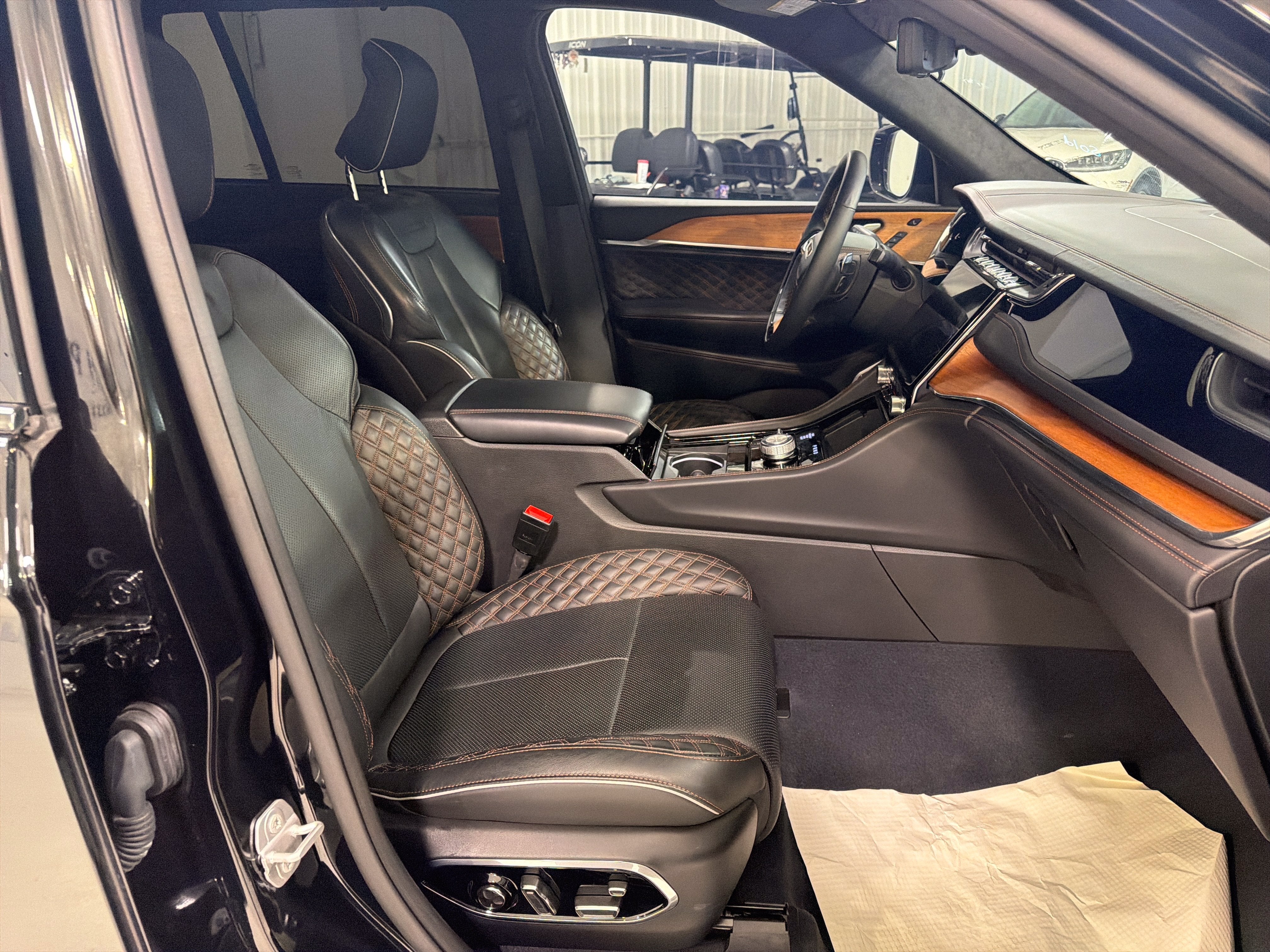 2023 Jeep Grand Cherokee Summit Reserve