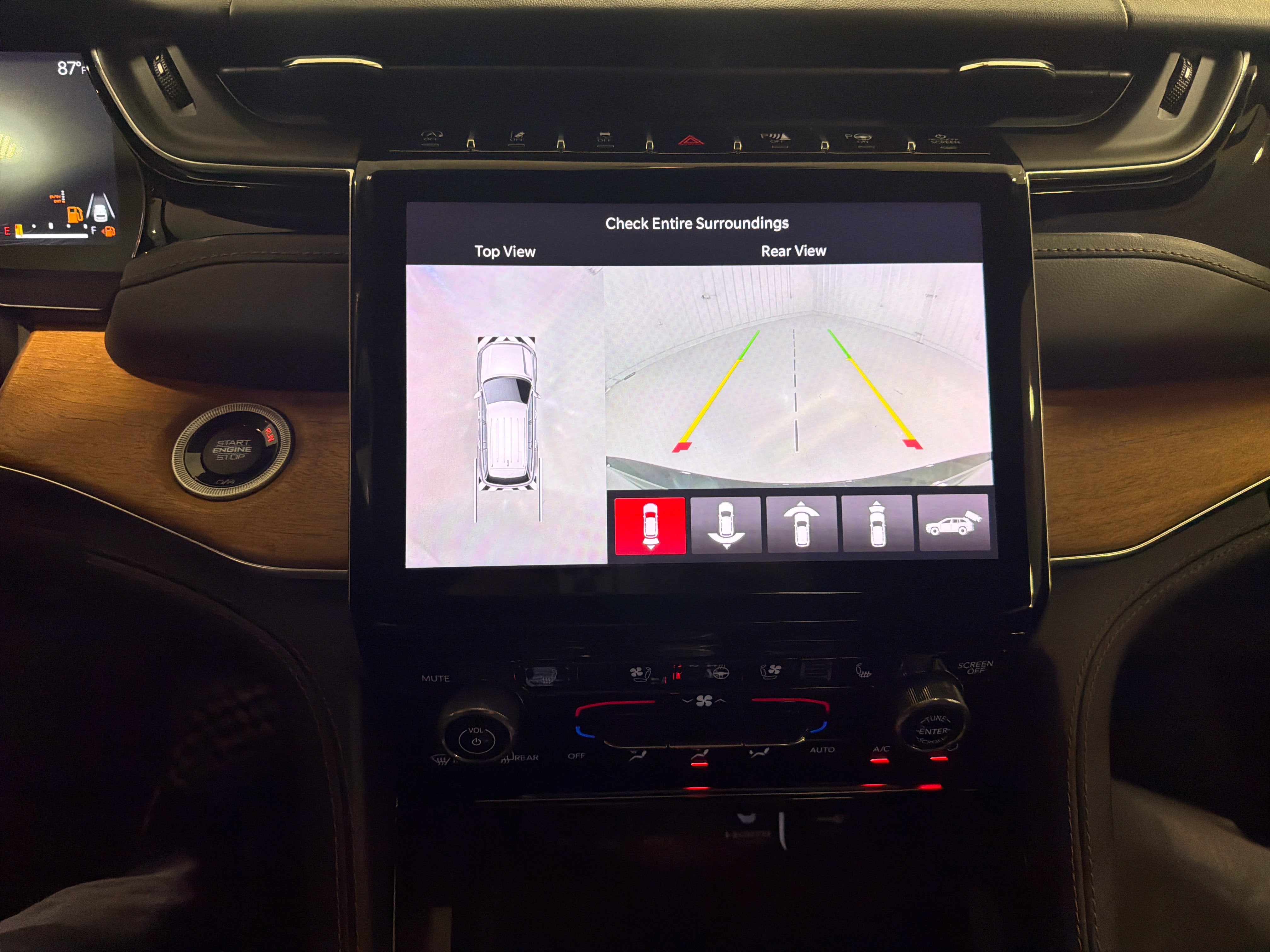 2023 Jeep Grand Cherokee Summit Reserve