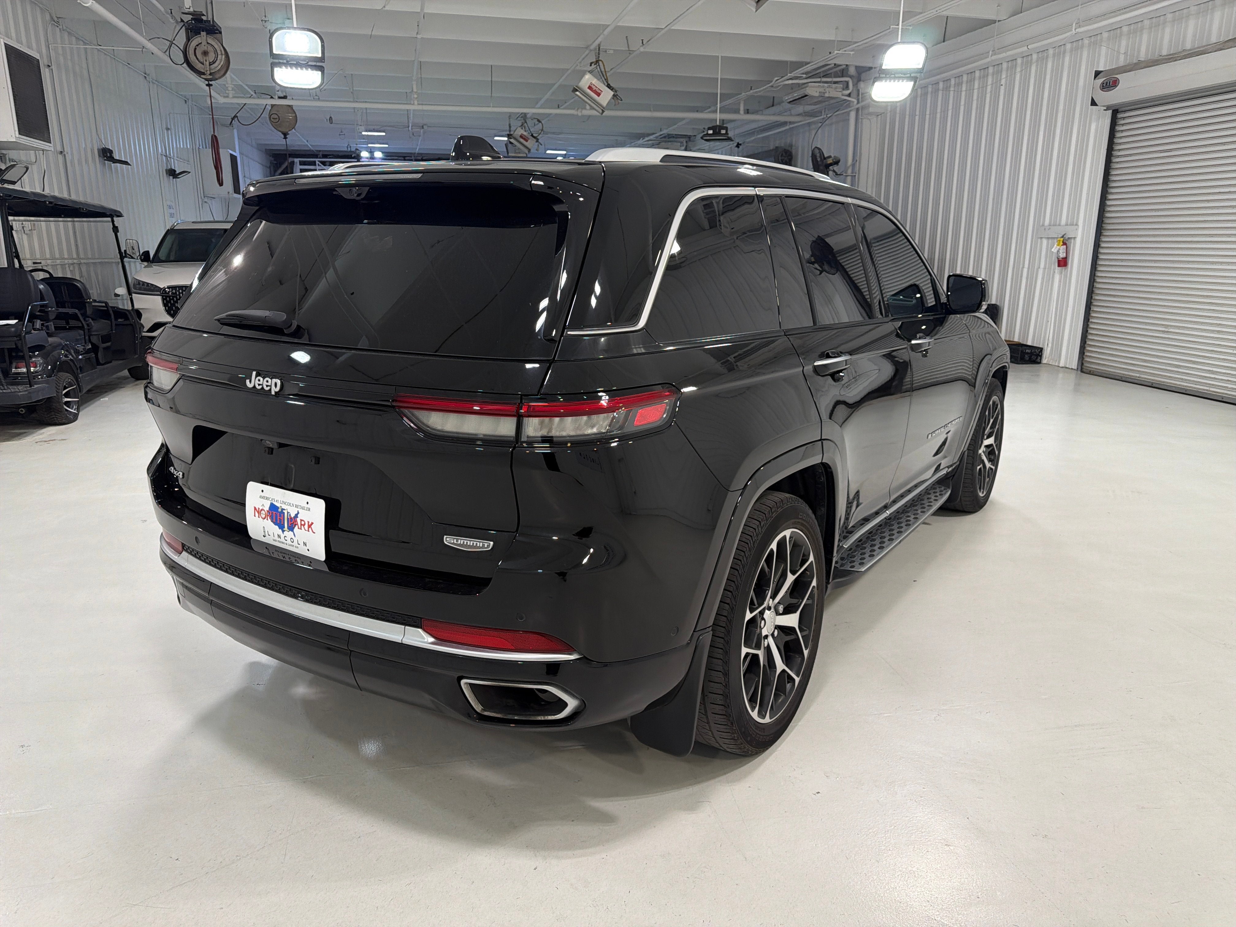 2023 Jeep Grand Cherokee Summit Reserve