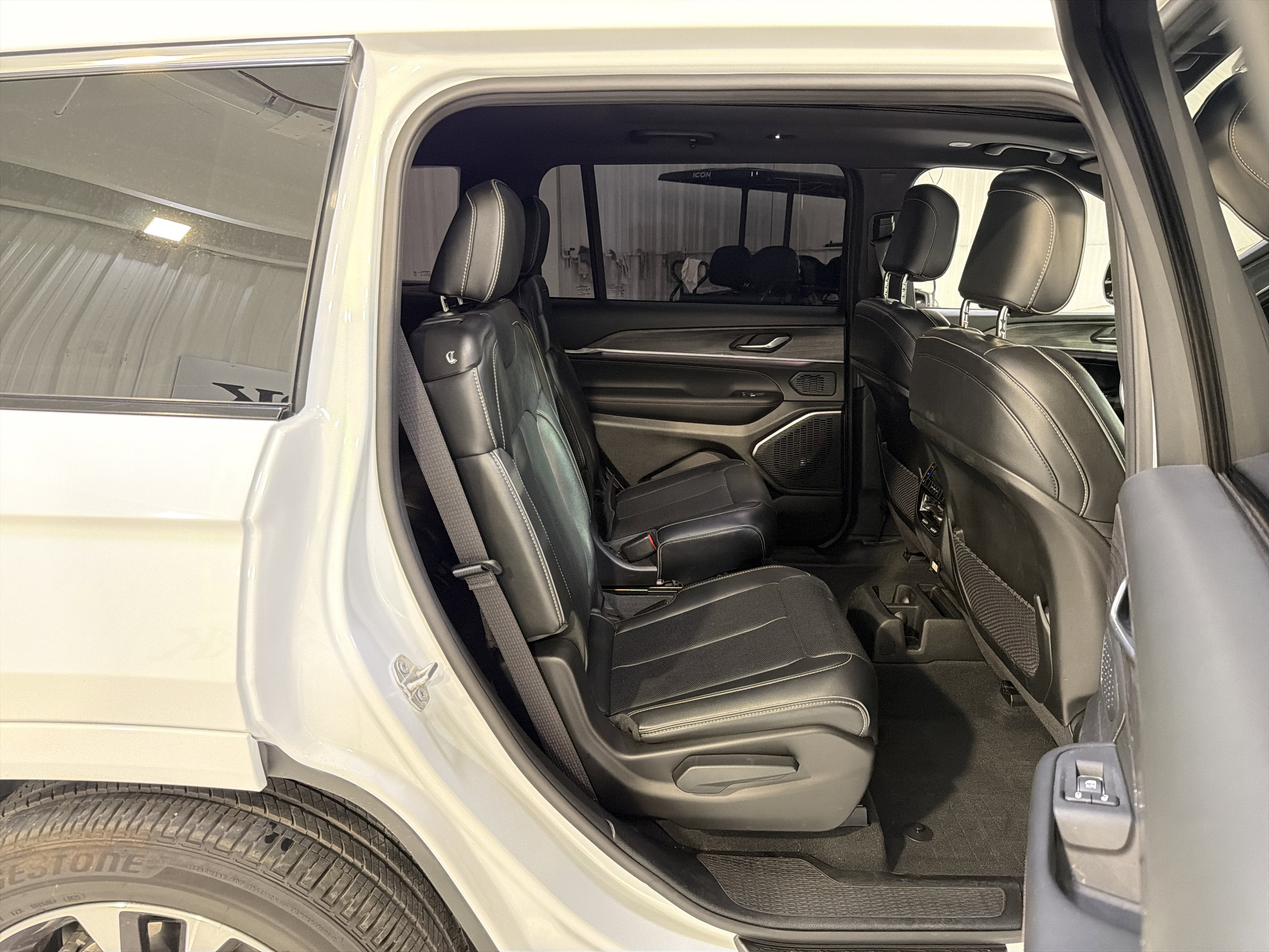 2025 Jeep Grand Cherokee L Overland