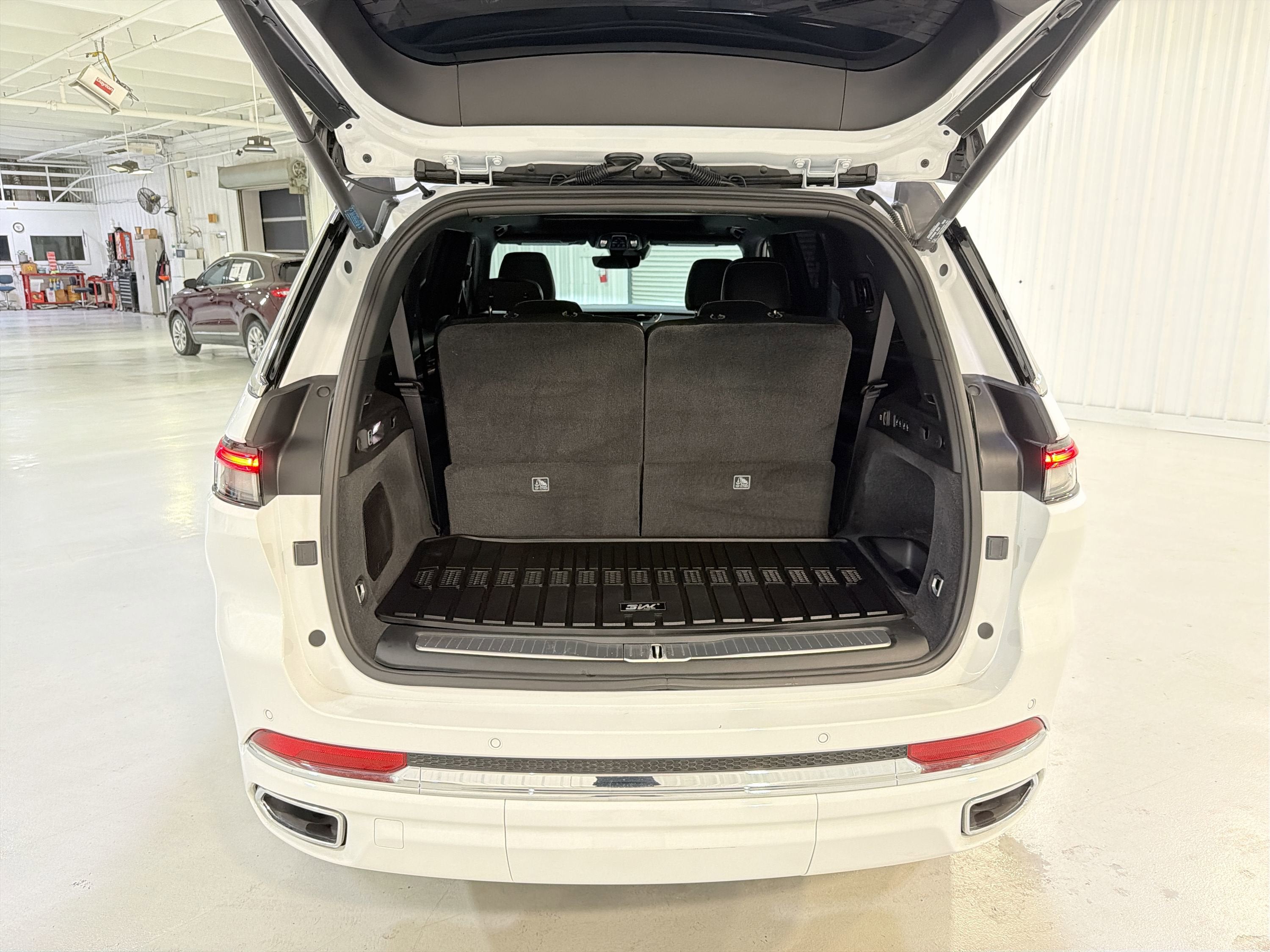 2025 Jeep Grand Cherokee L Overland